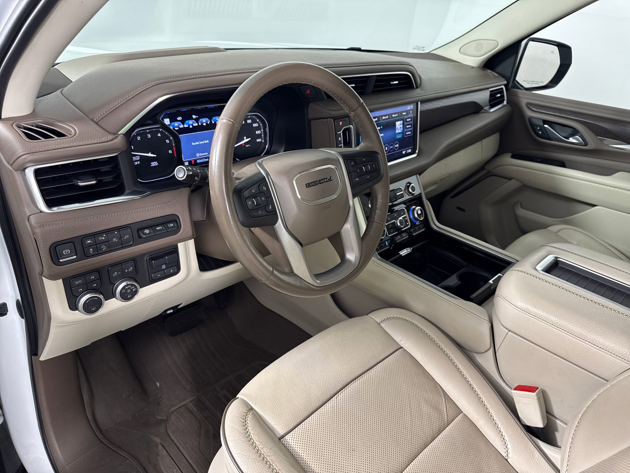2021 Gmc Yukon XL Denali photo 3