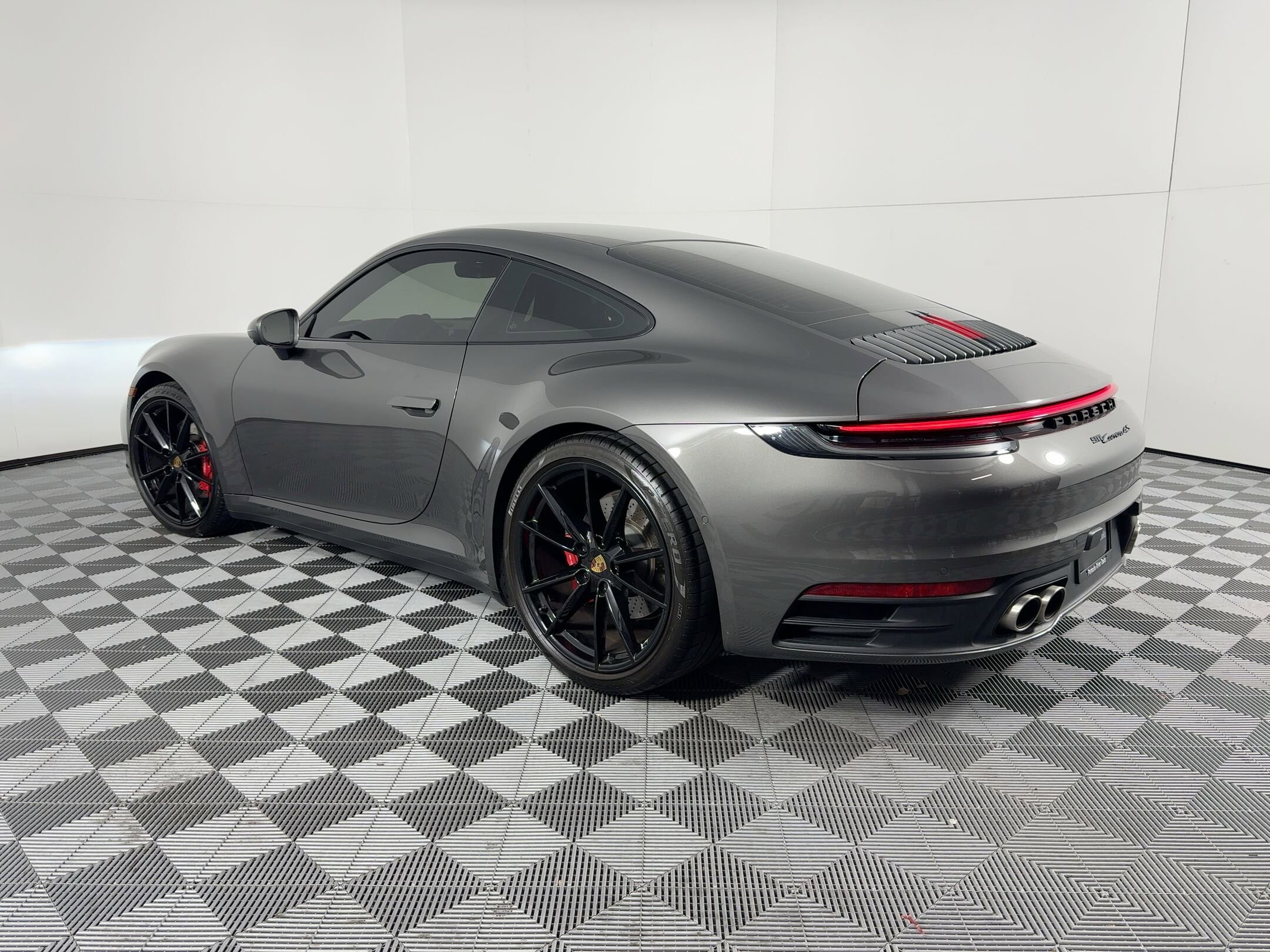 2022 Porsche 911 4S photo 3