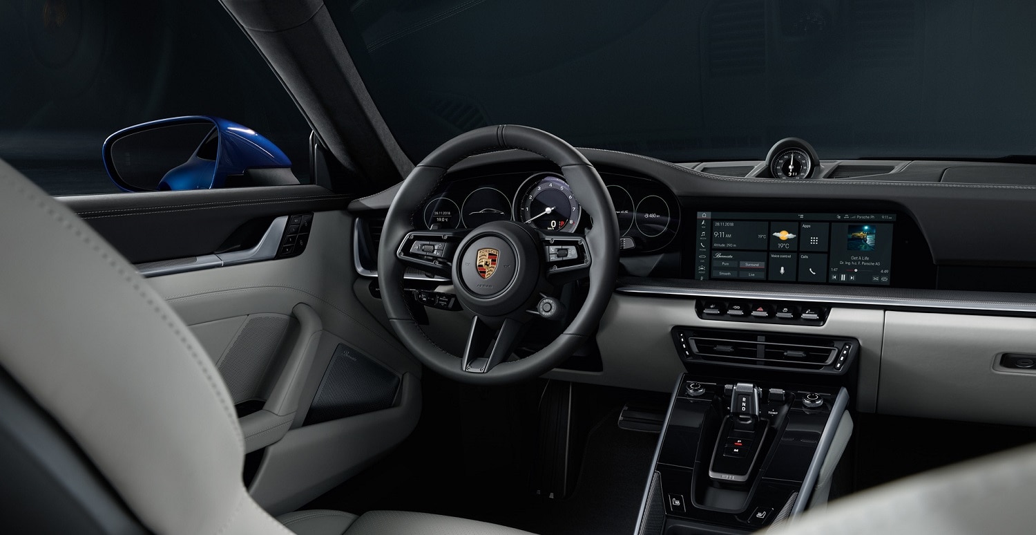 Porsche 911 Carrera 4S interior in a grey decor