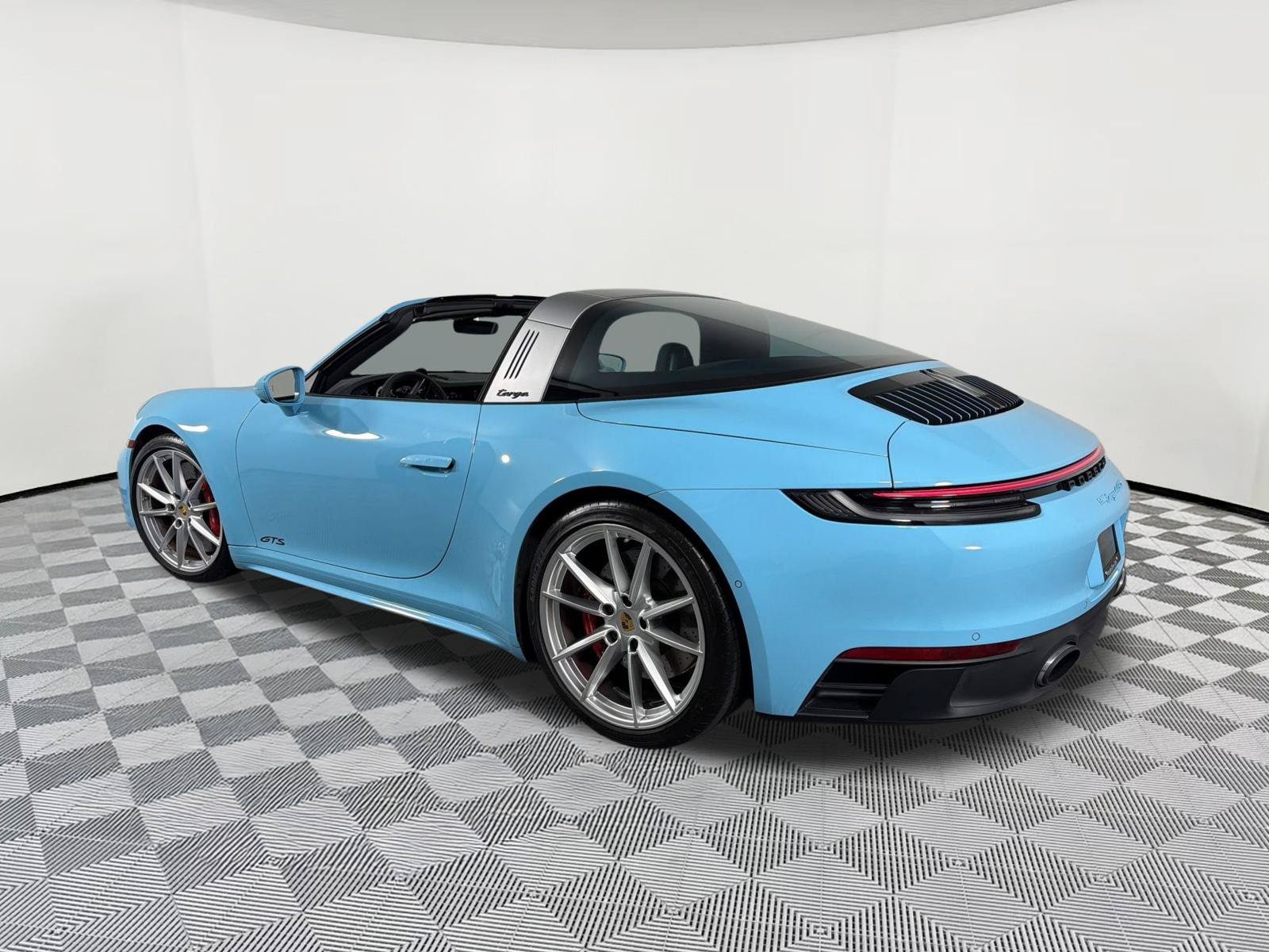 911 Targa 4 GTS Coupe