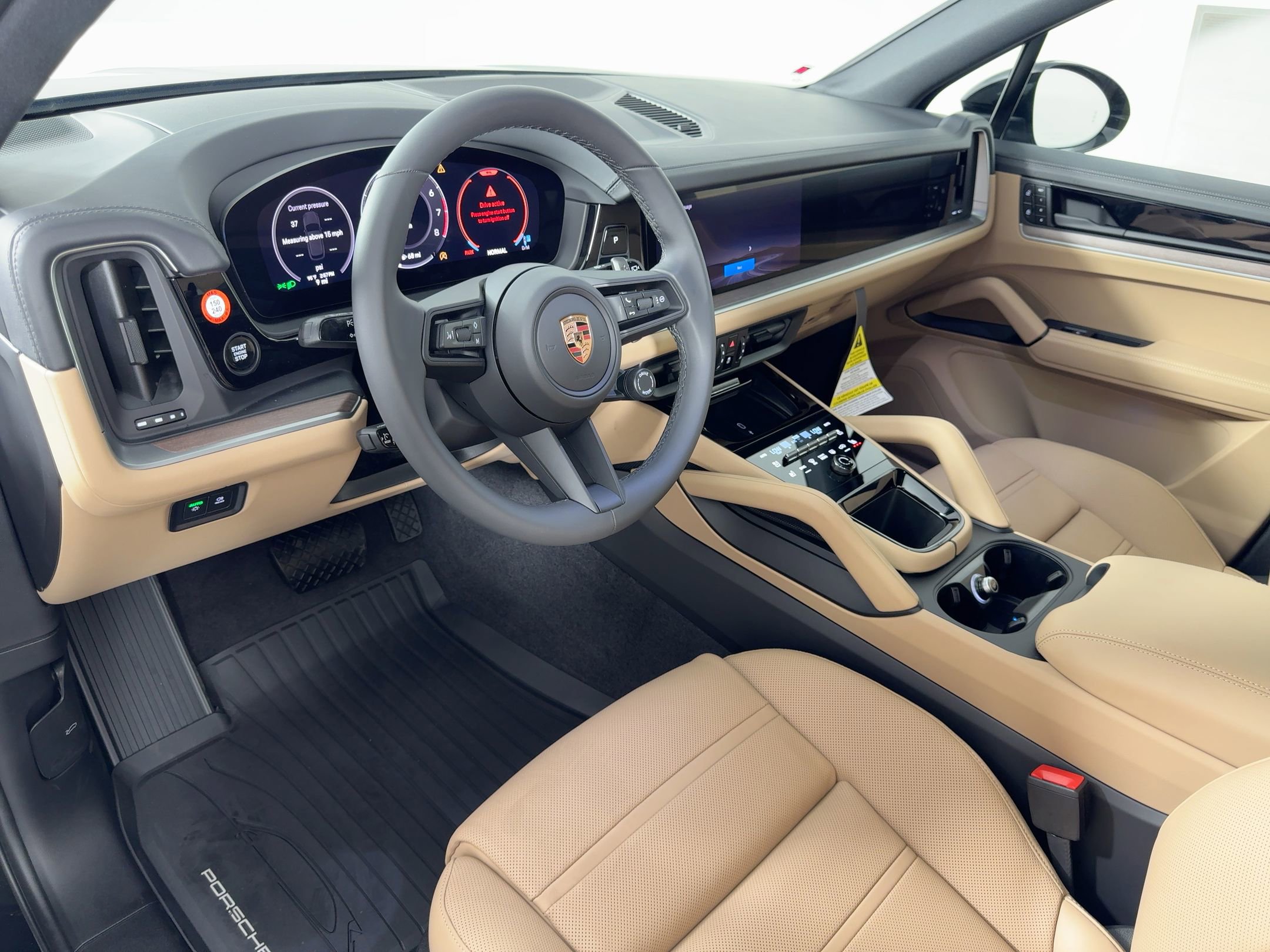 2026 Porsche Cayenne photo 4