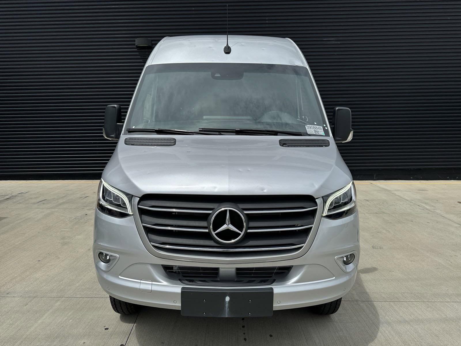 Used 2023 Mercedes-Benz Sprinter Cargo Van Base with VIN W1X8ND6Y6PT131242 for sale in Houston, TX