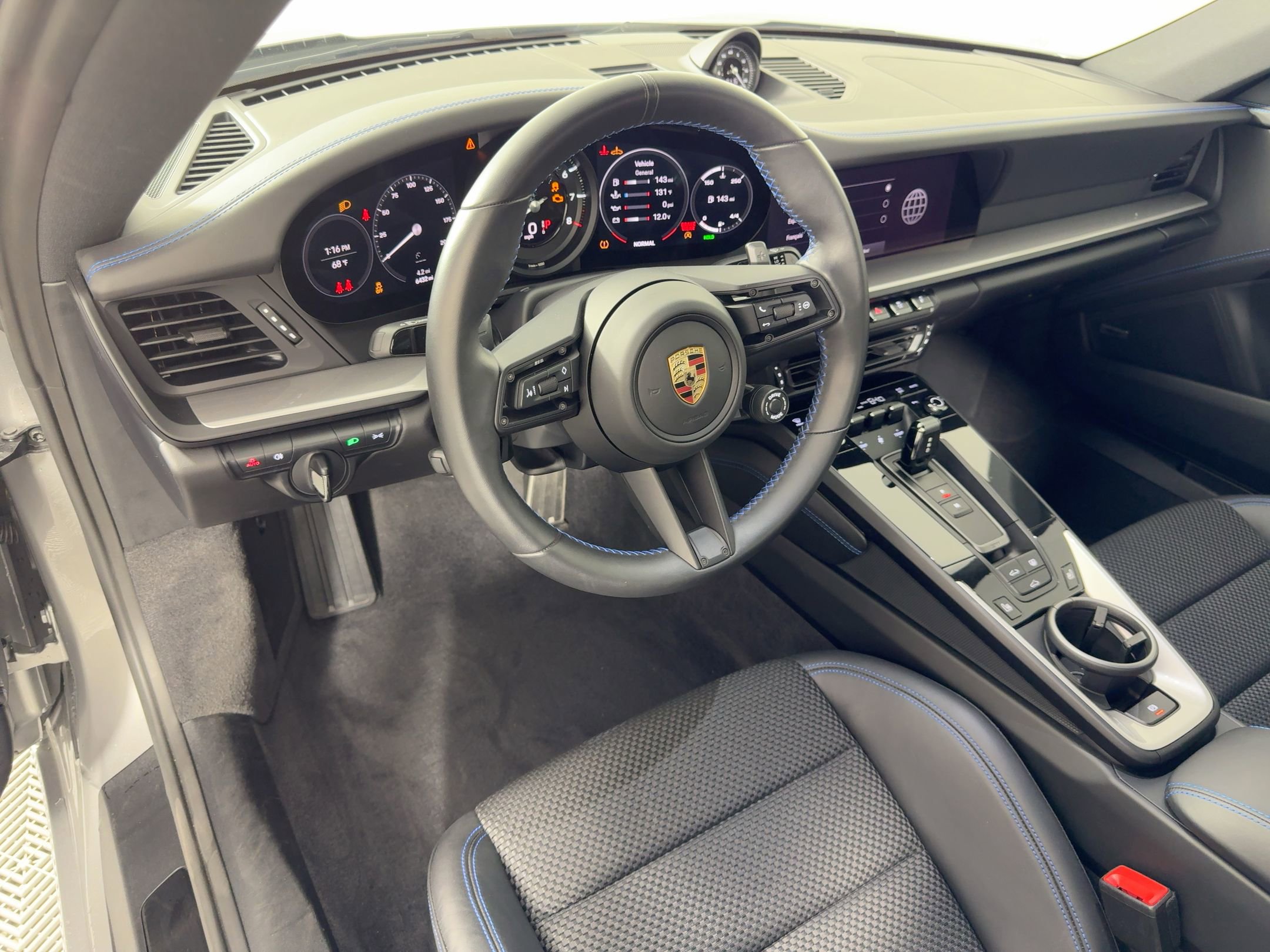 2024 Porsche 911 T photo 4