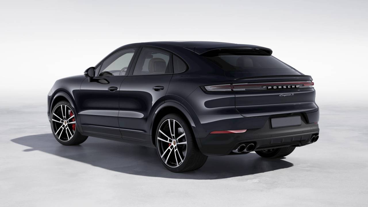 2026 Porsche Cayenne Coupe S photo 3