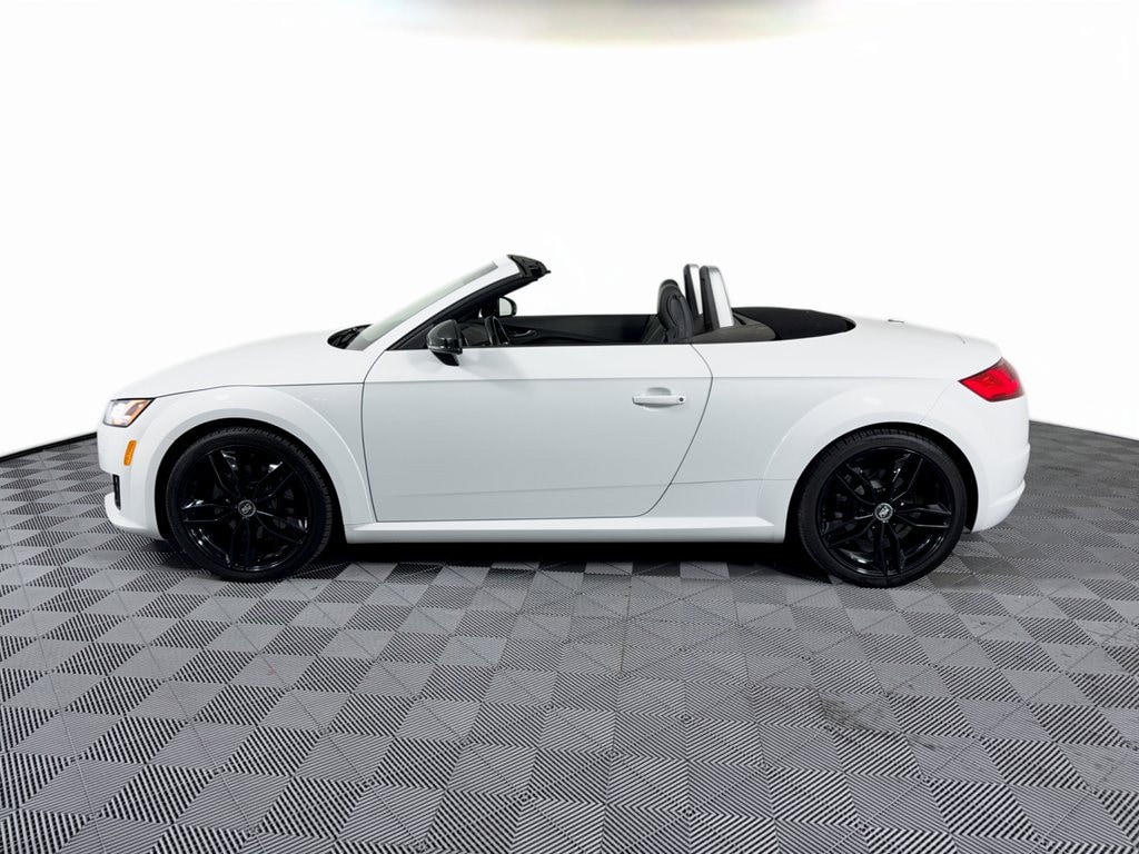2017 Audi TT Roadster TT Roadster 2.0T (S Tronic) Roadster
