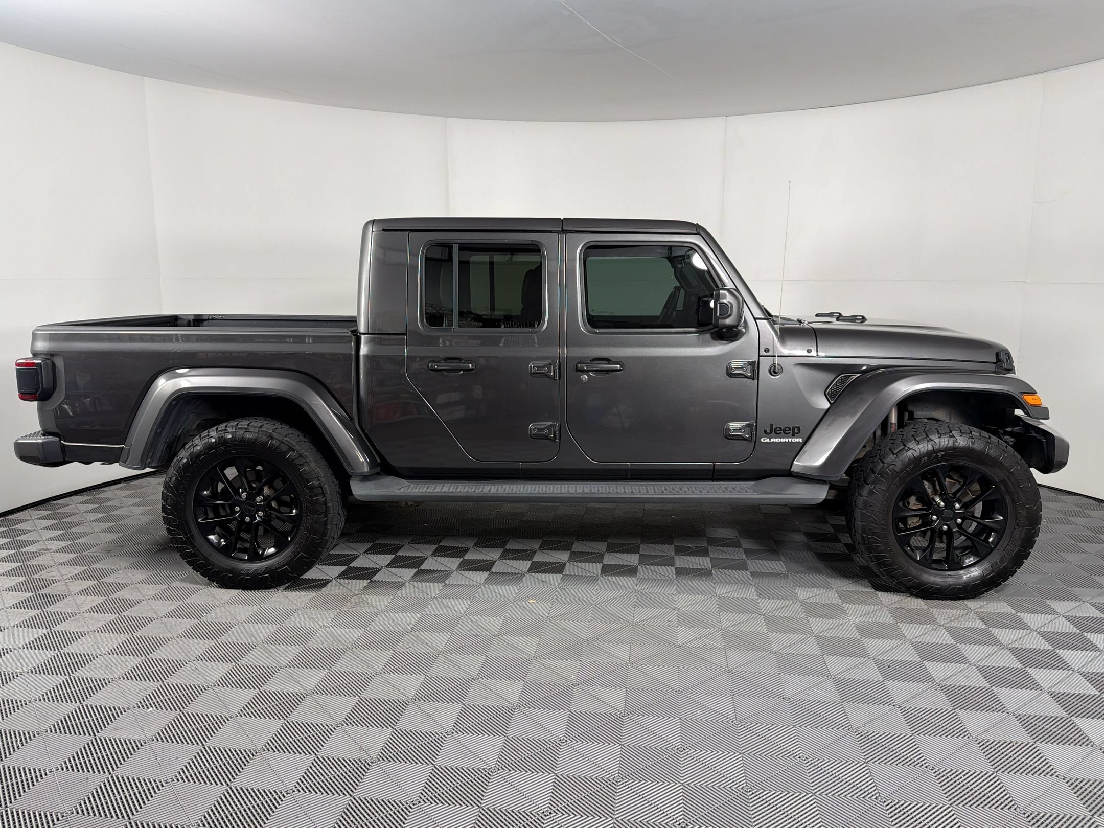 Gladiator High Altitude Truck Crew Cab