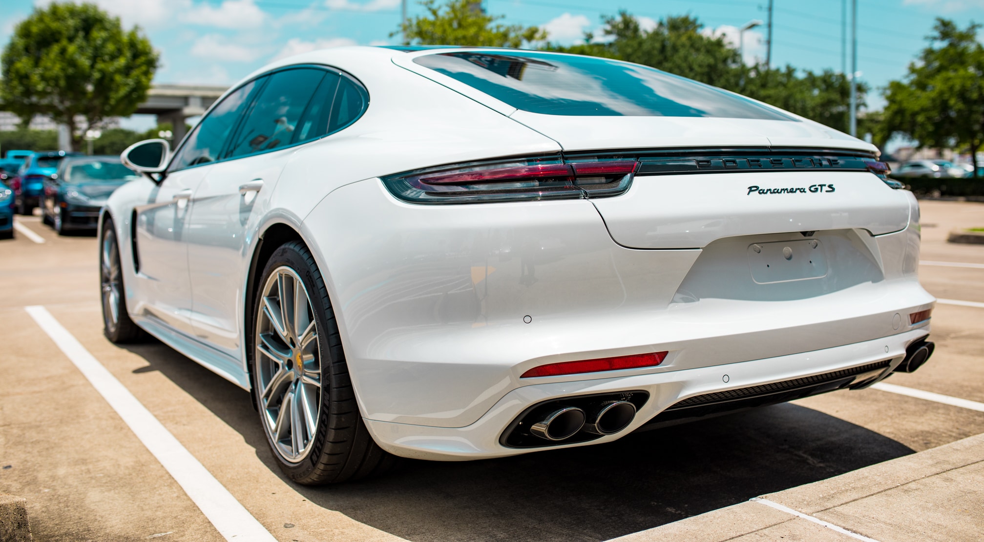 PanameraGTS_June2019_WebV2-1.jpg