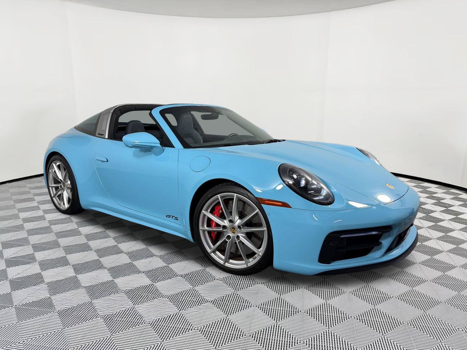 911 Targa 4 GTS Coupe