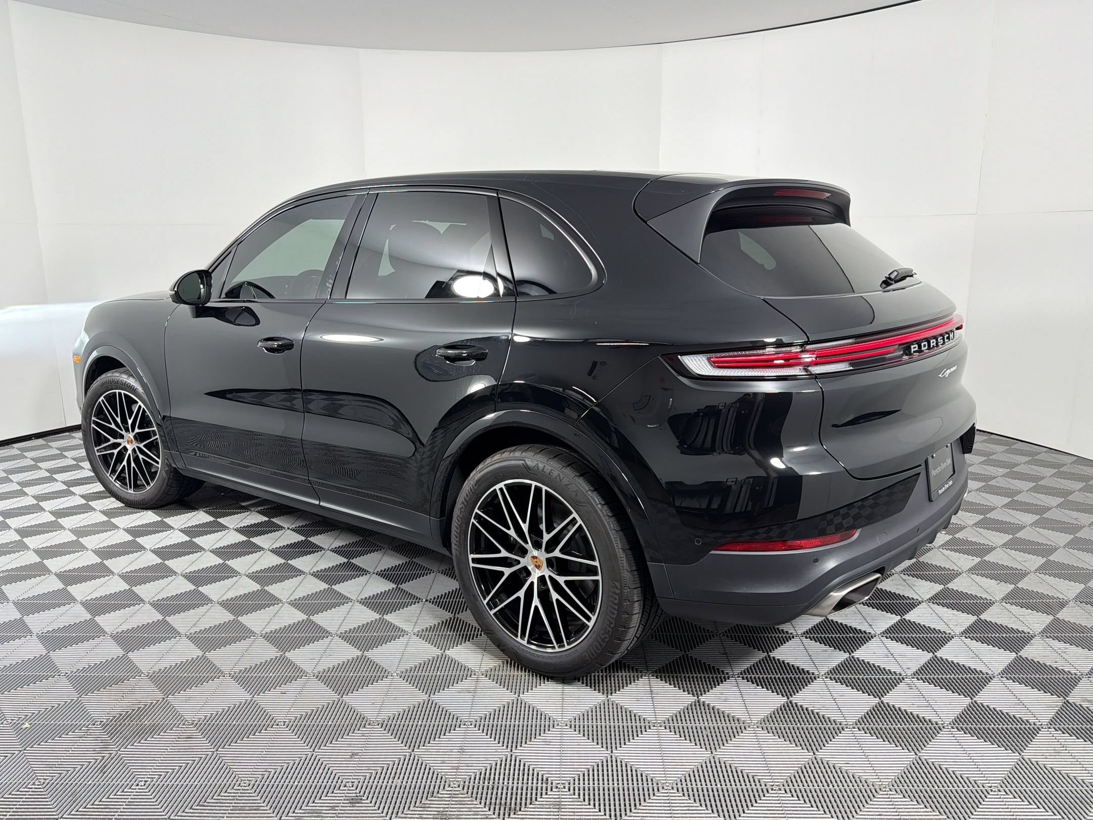 Cayenne SUV