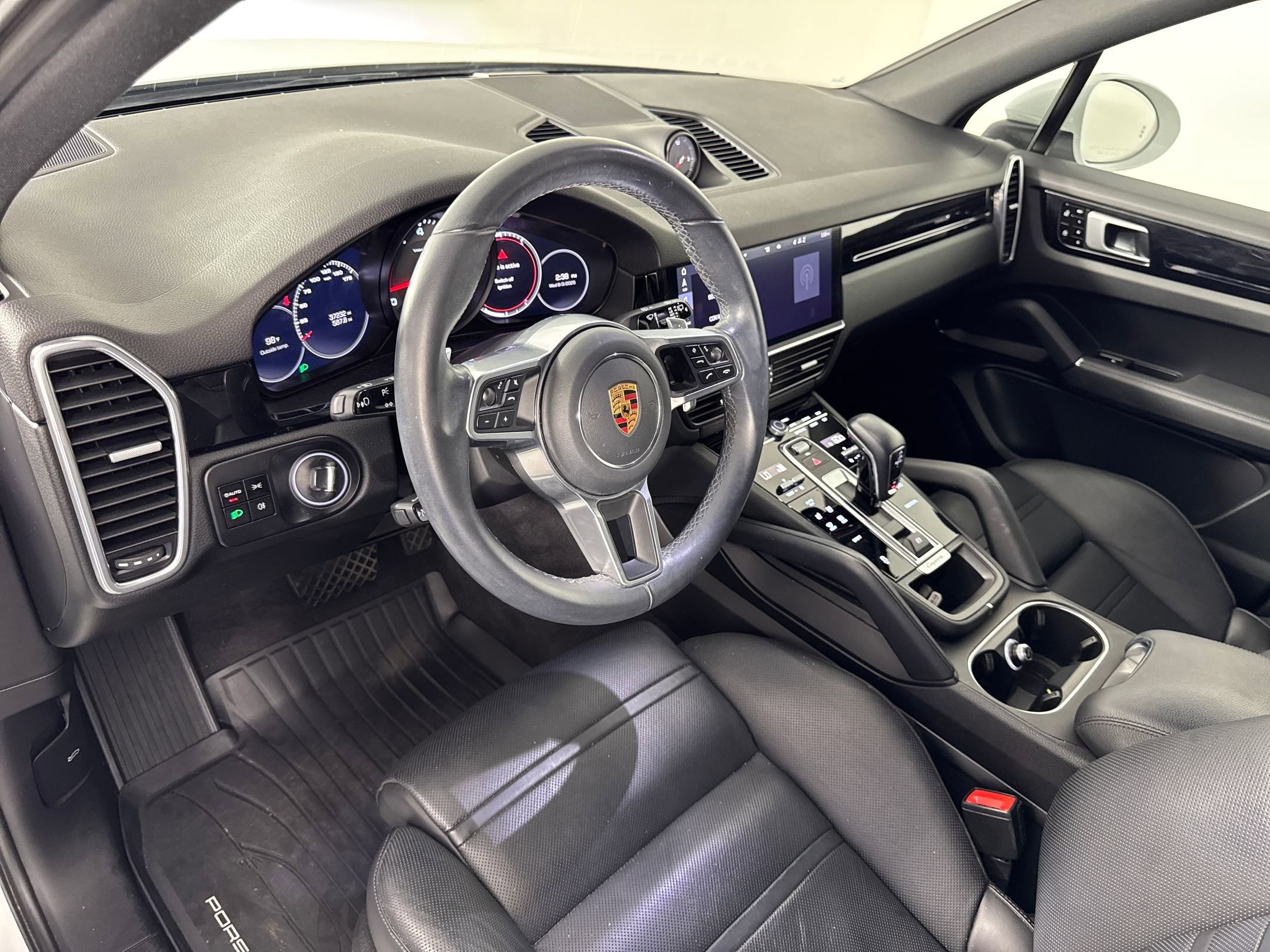 2020 Porsche Cayenne photo 4