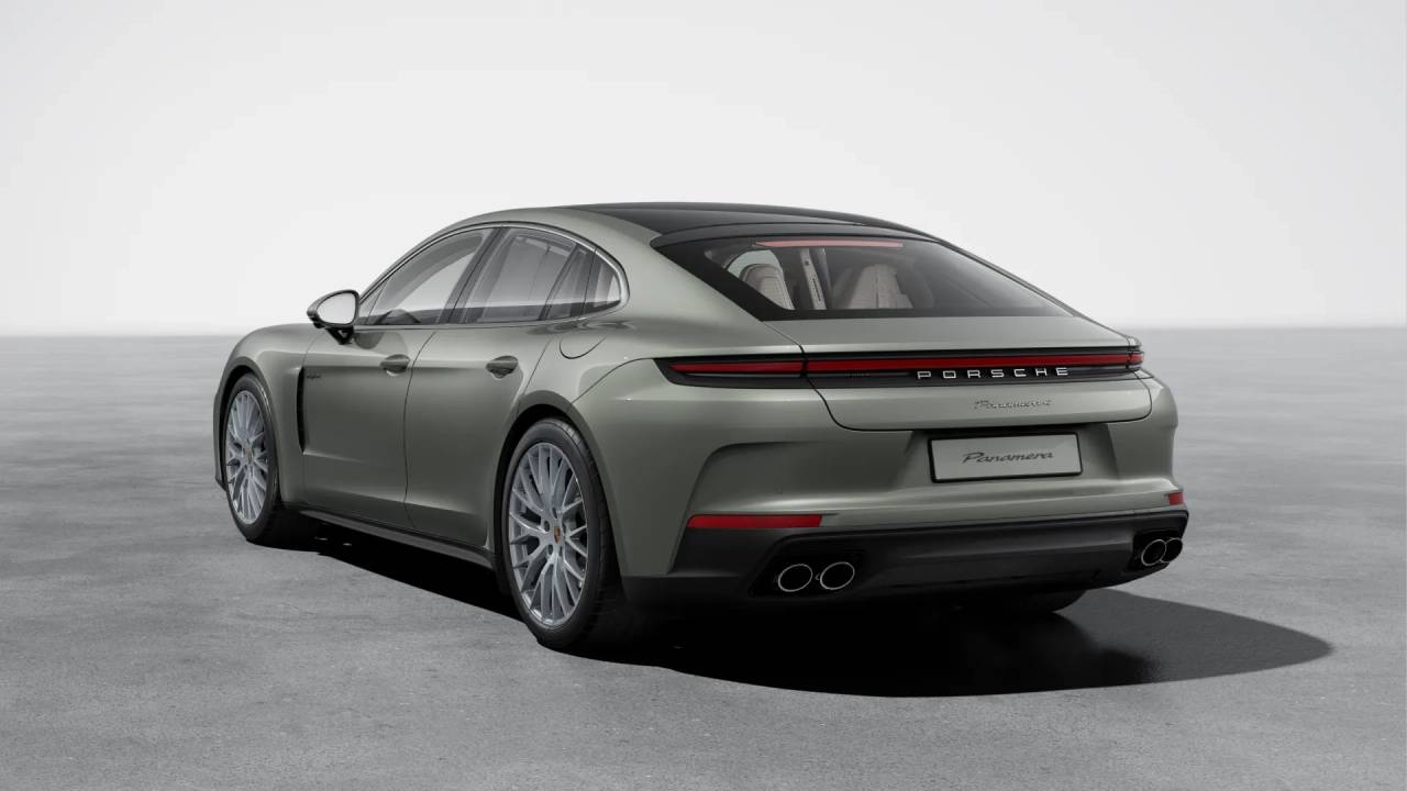2026 Porsche Panamera E-Hybrid 4 photo 3