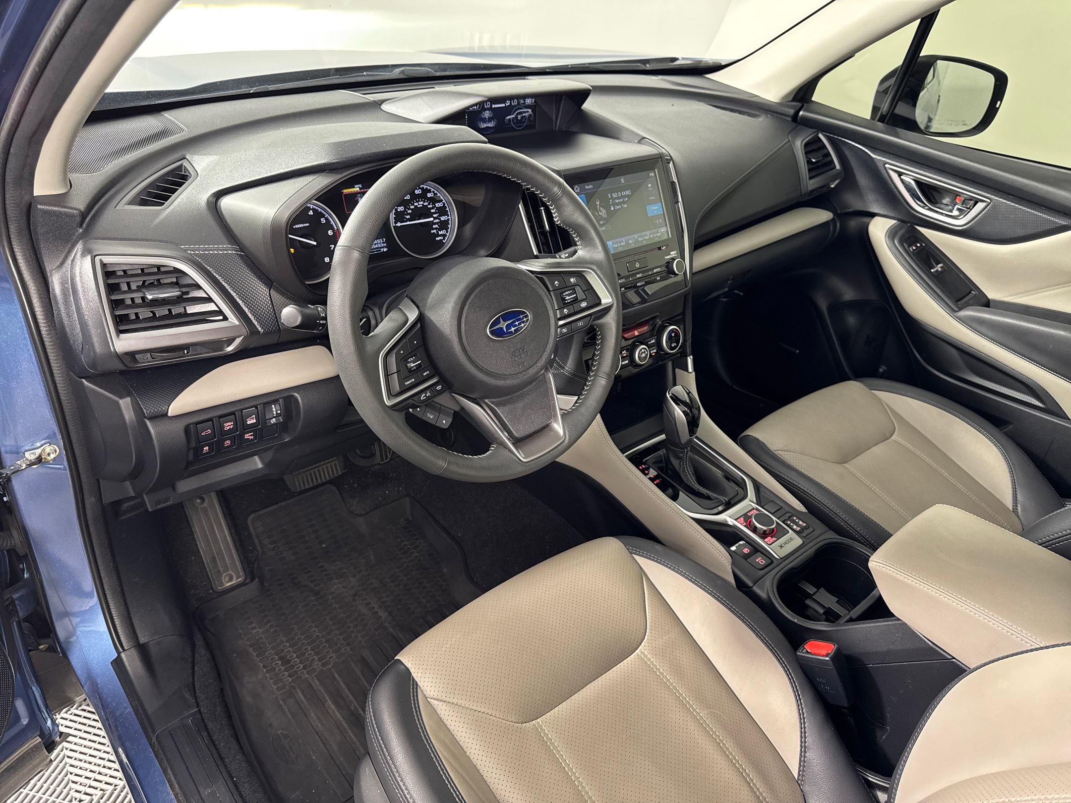 2023 Subaru Forester Limited photo 4