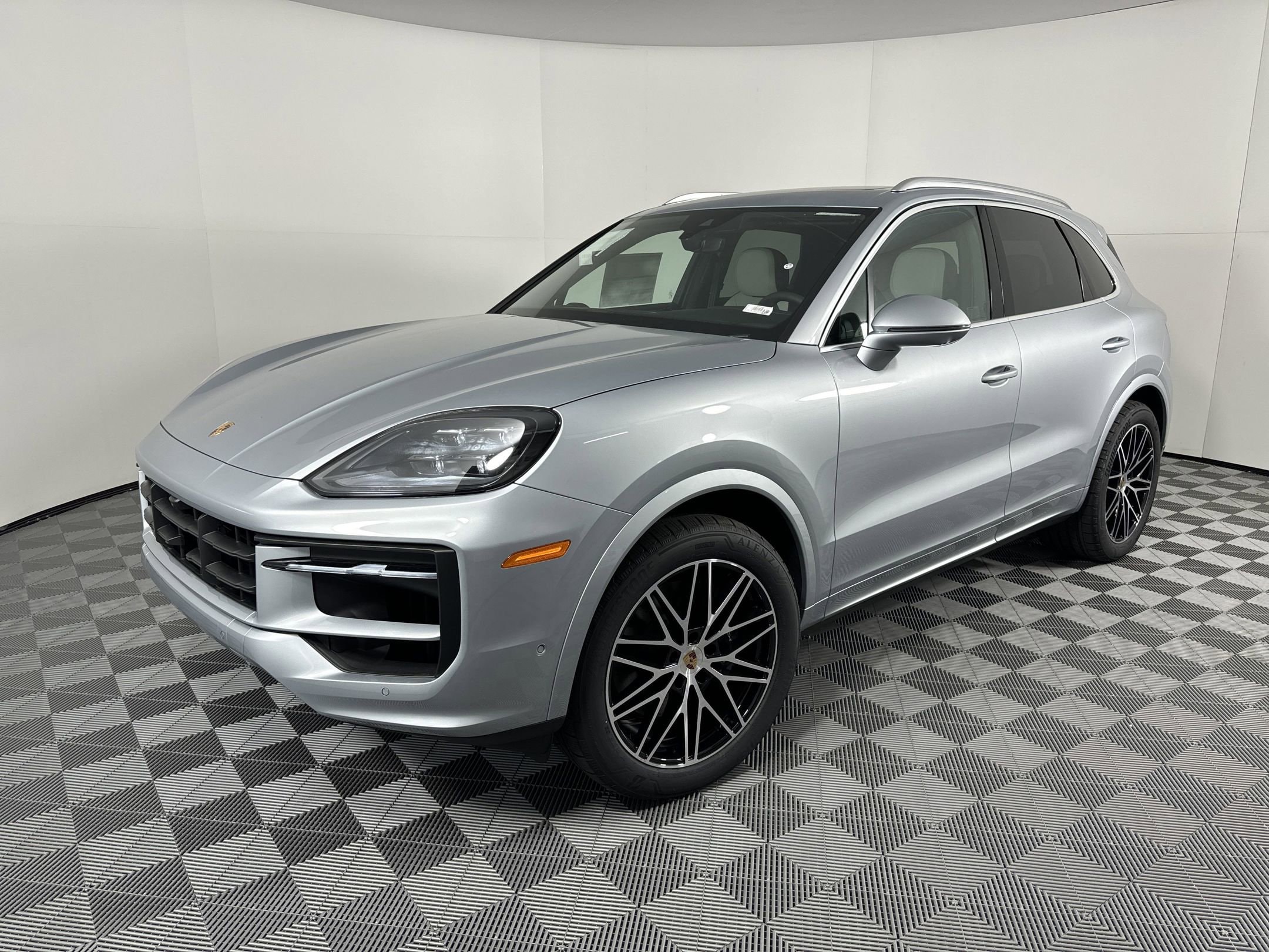 2025 Porsche Cayenne
