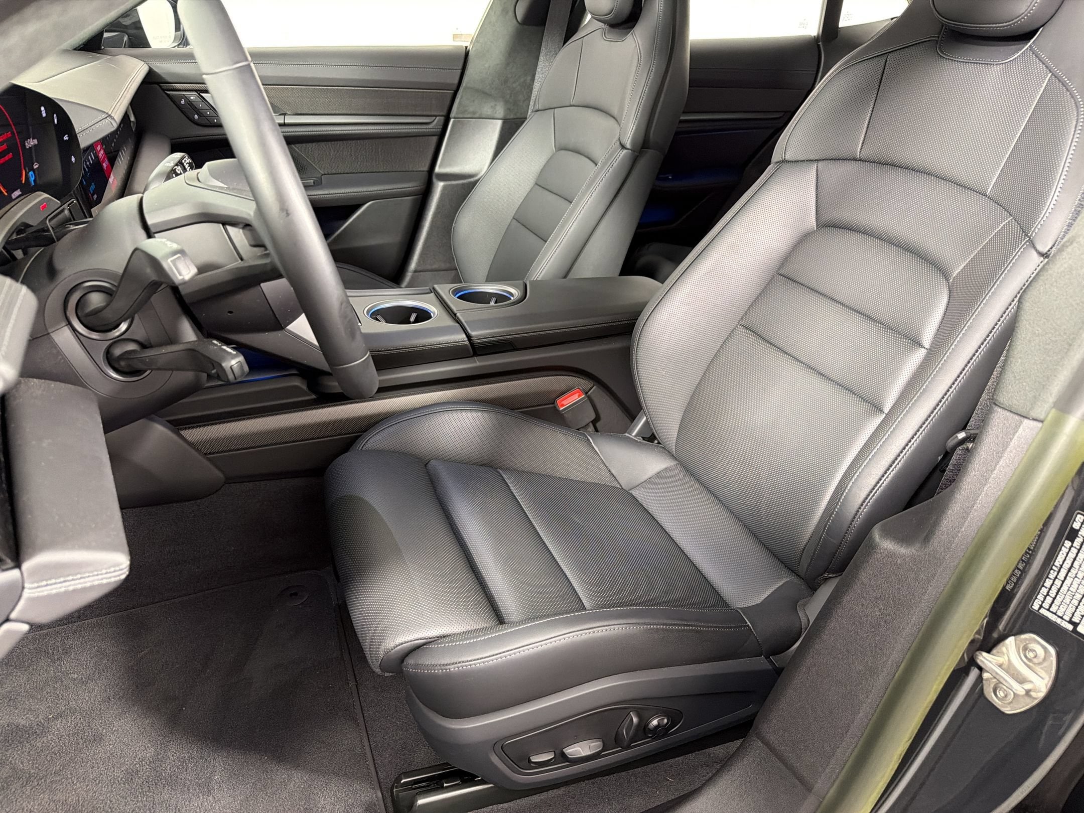 Taycan Turbo S Cross Turismo Wagon