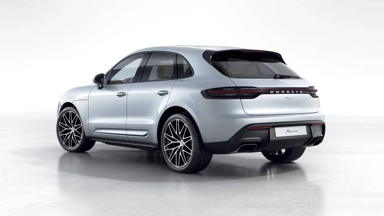 2026 Porsche Macan T photo 3