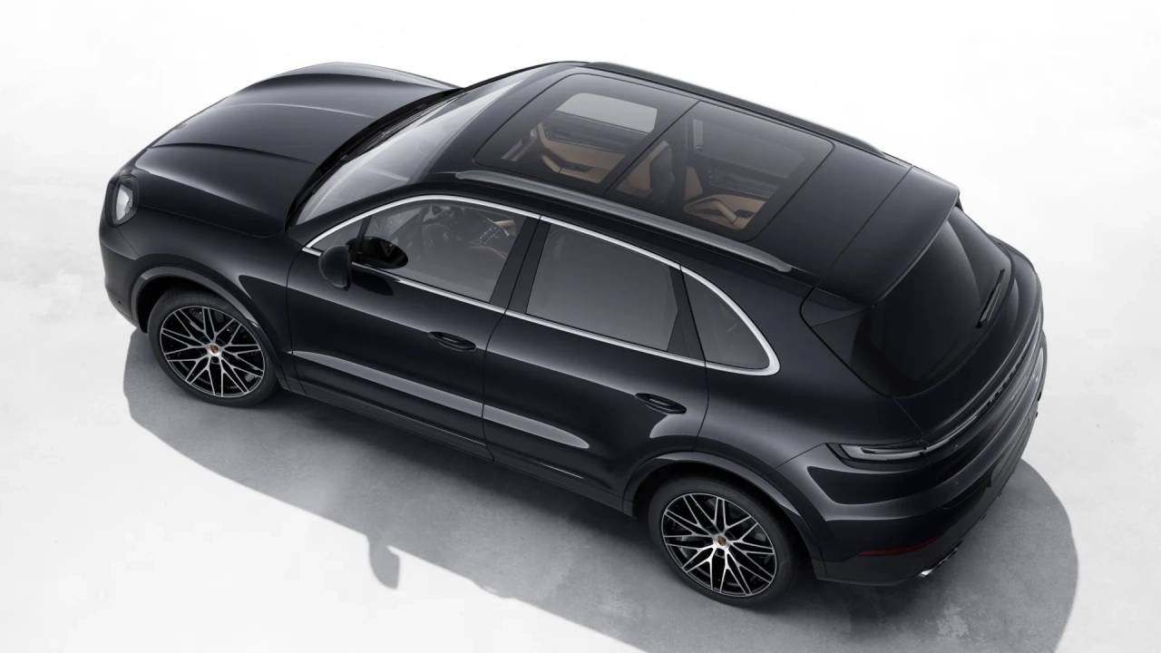 2026 Porsche Cayenne photo 4