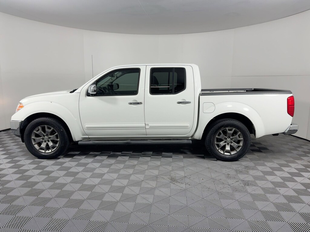 Used 2017 Nissan Frontier SL Truck Crew Cab