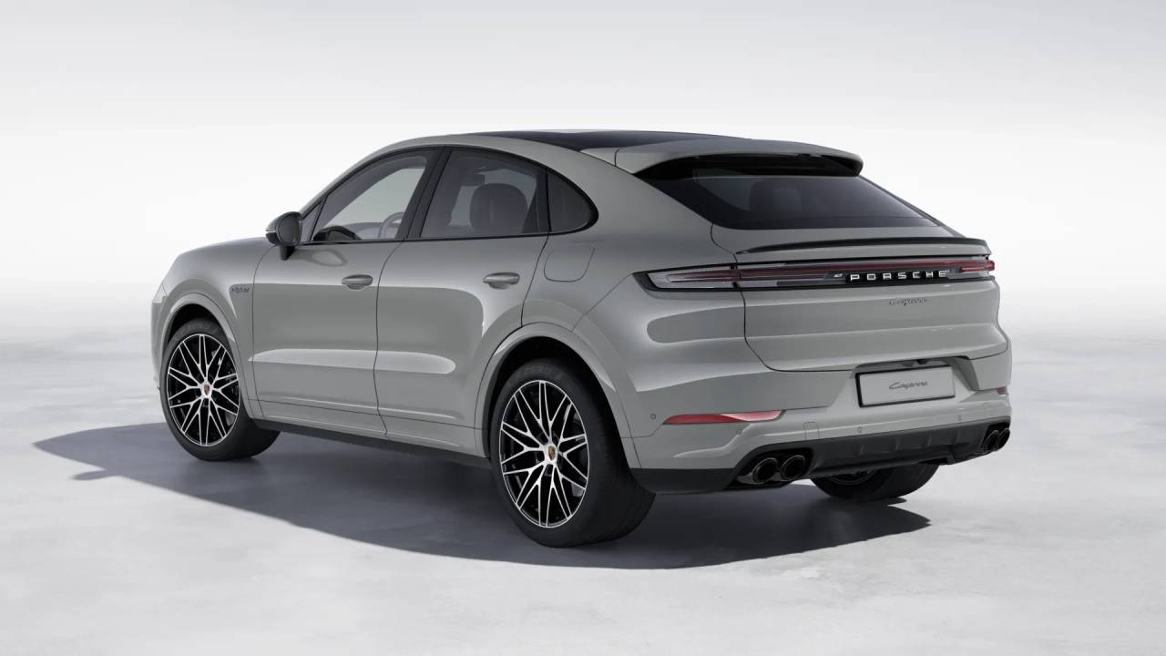 2026 Porsche Cayenne E-Hybrid Coupe photo 3