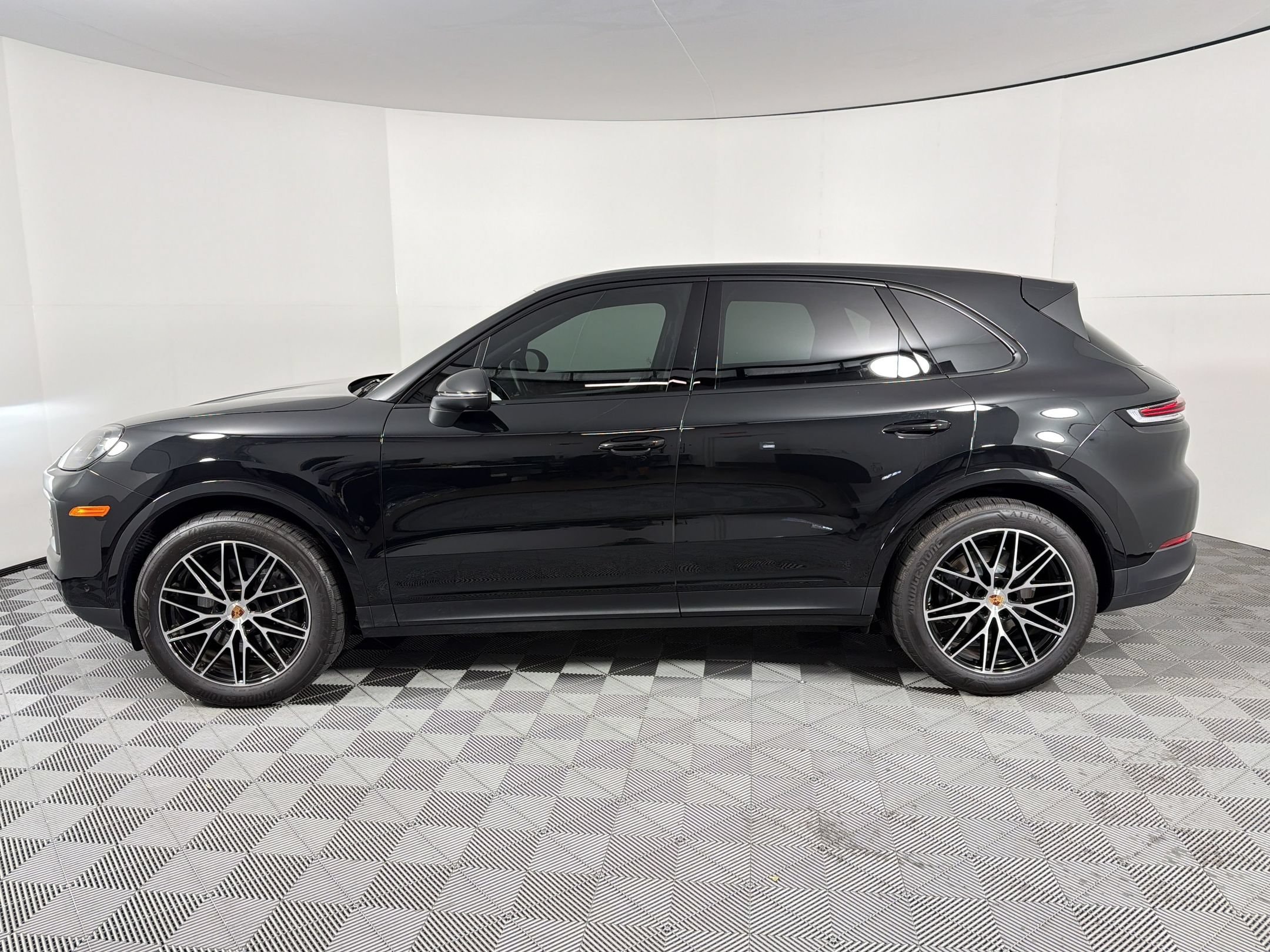 Cayenne SUV