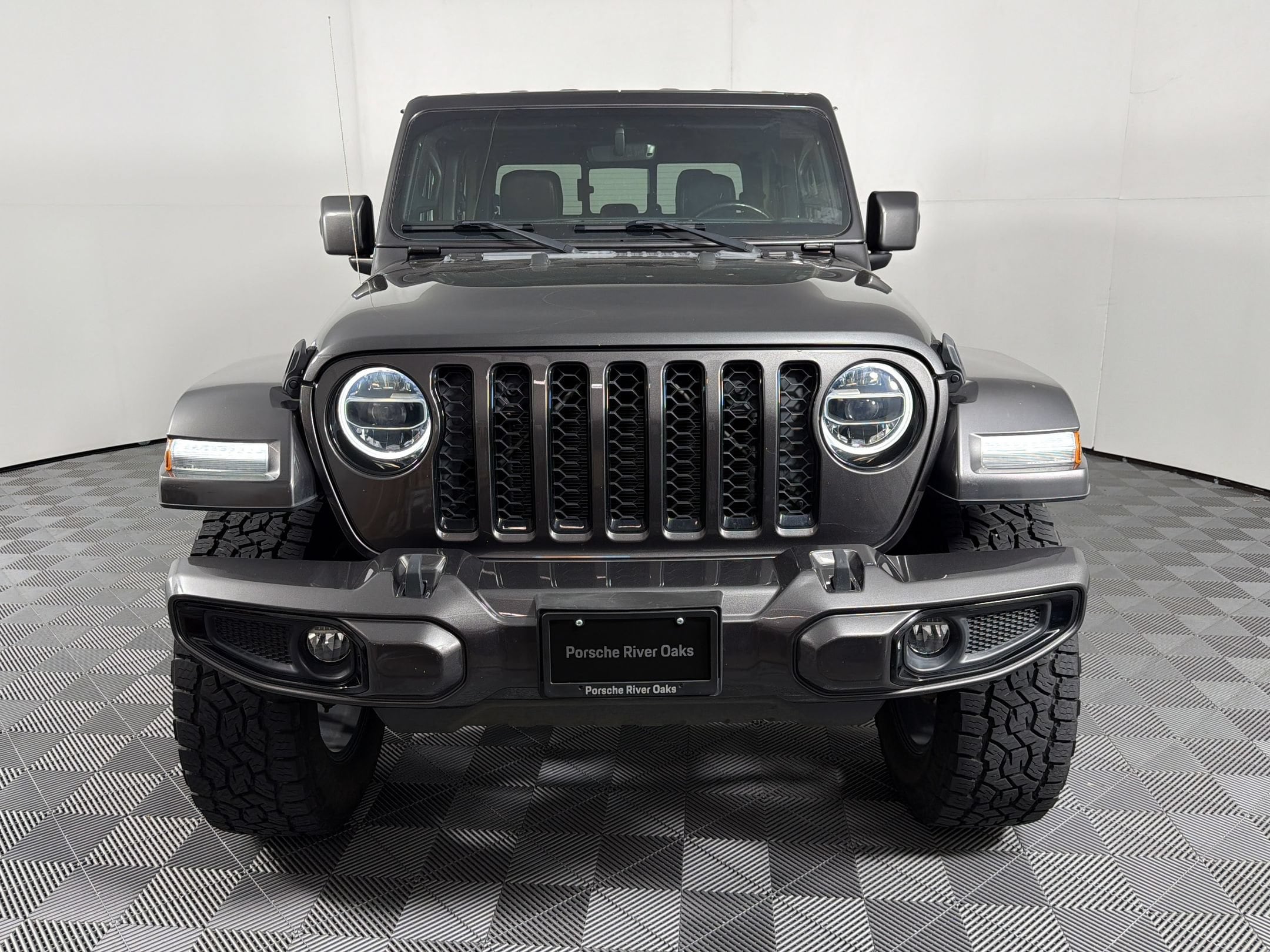Gladiator High Altitude Truck Crew Cab