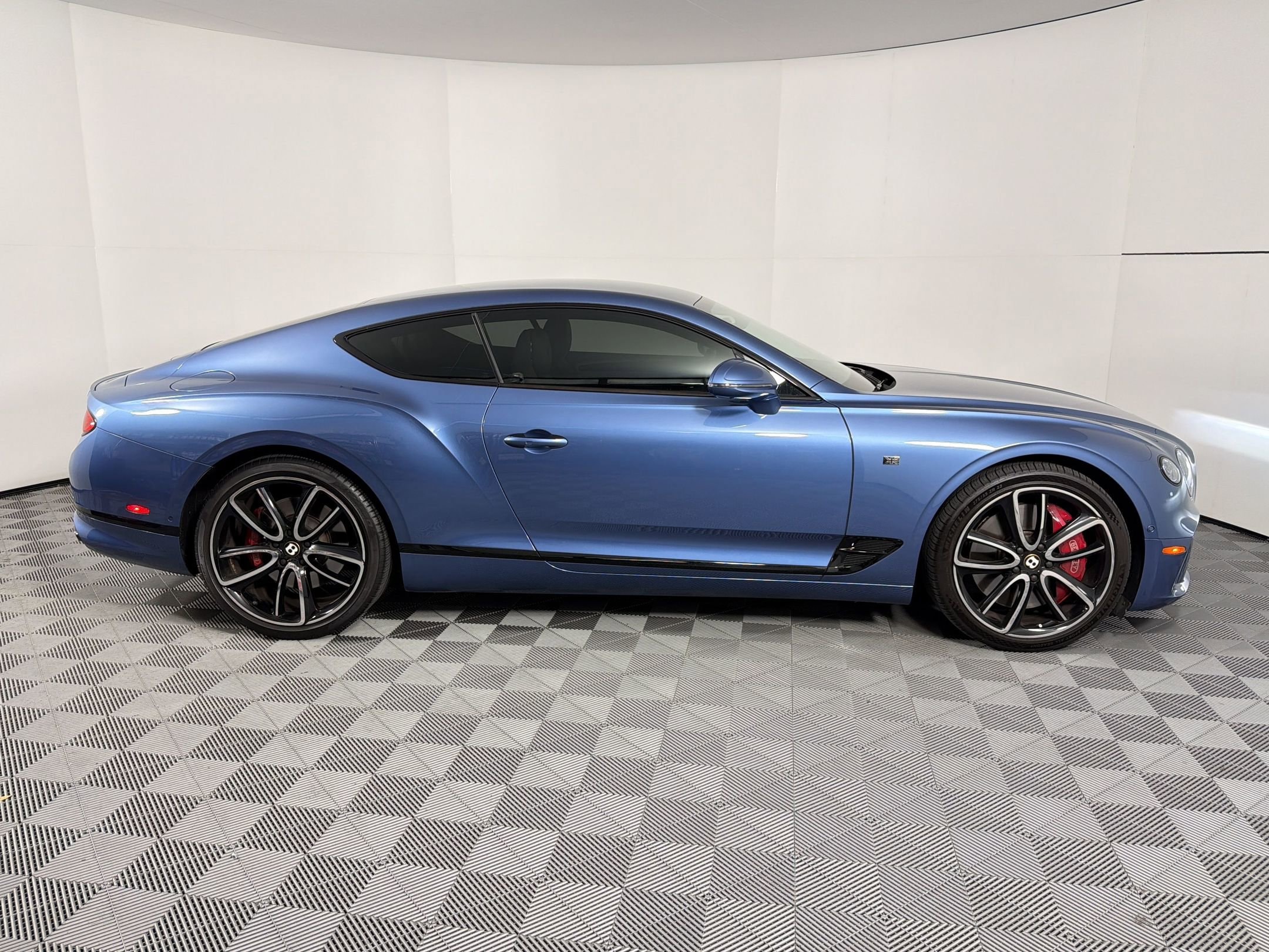 Continental GT V8 First Edition Coupe