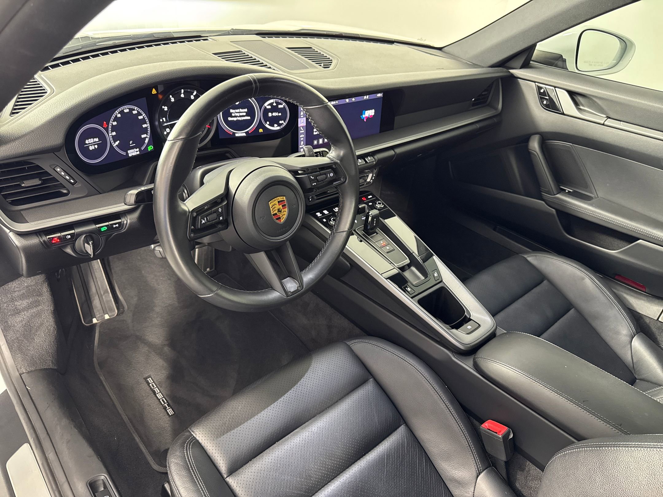2021 Porsche 911 Coupe photo 4