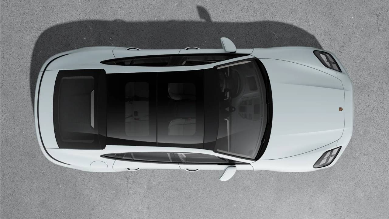 2026 Porsche Panamera 4 photo 4