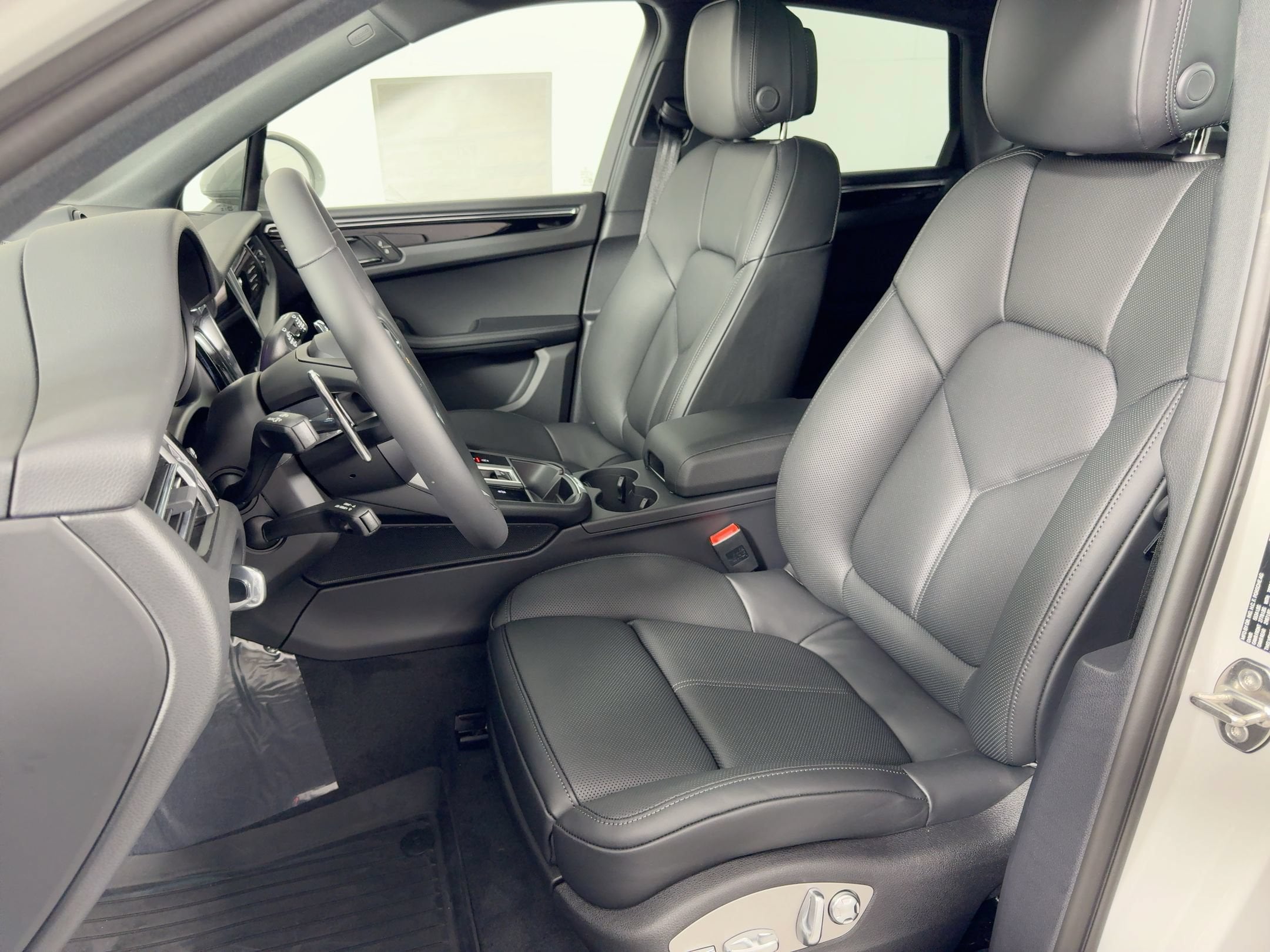Macan SUV