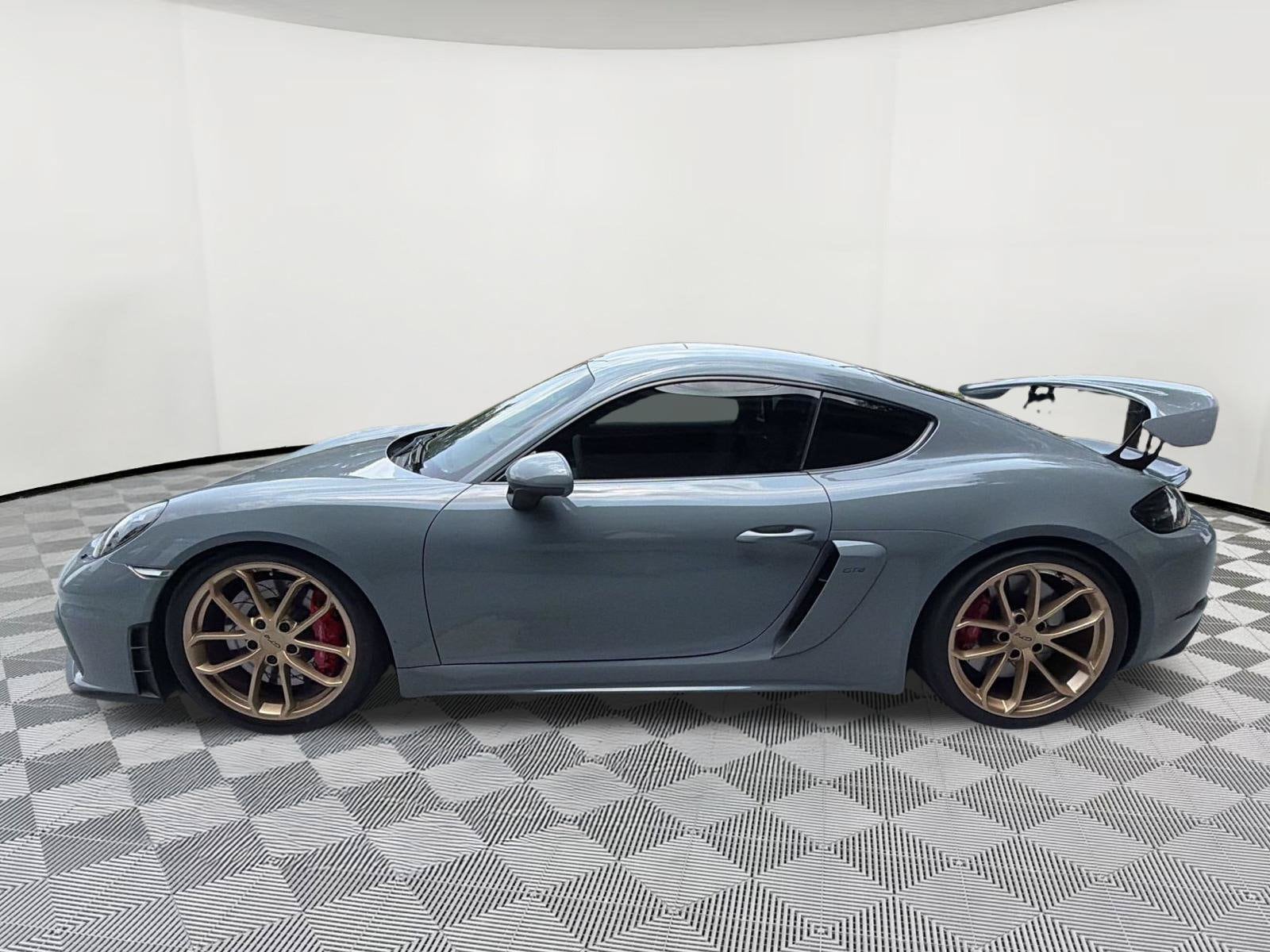 718 Cayman GT4 Coupe