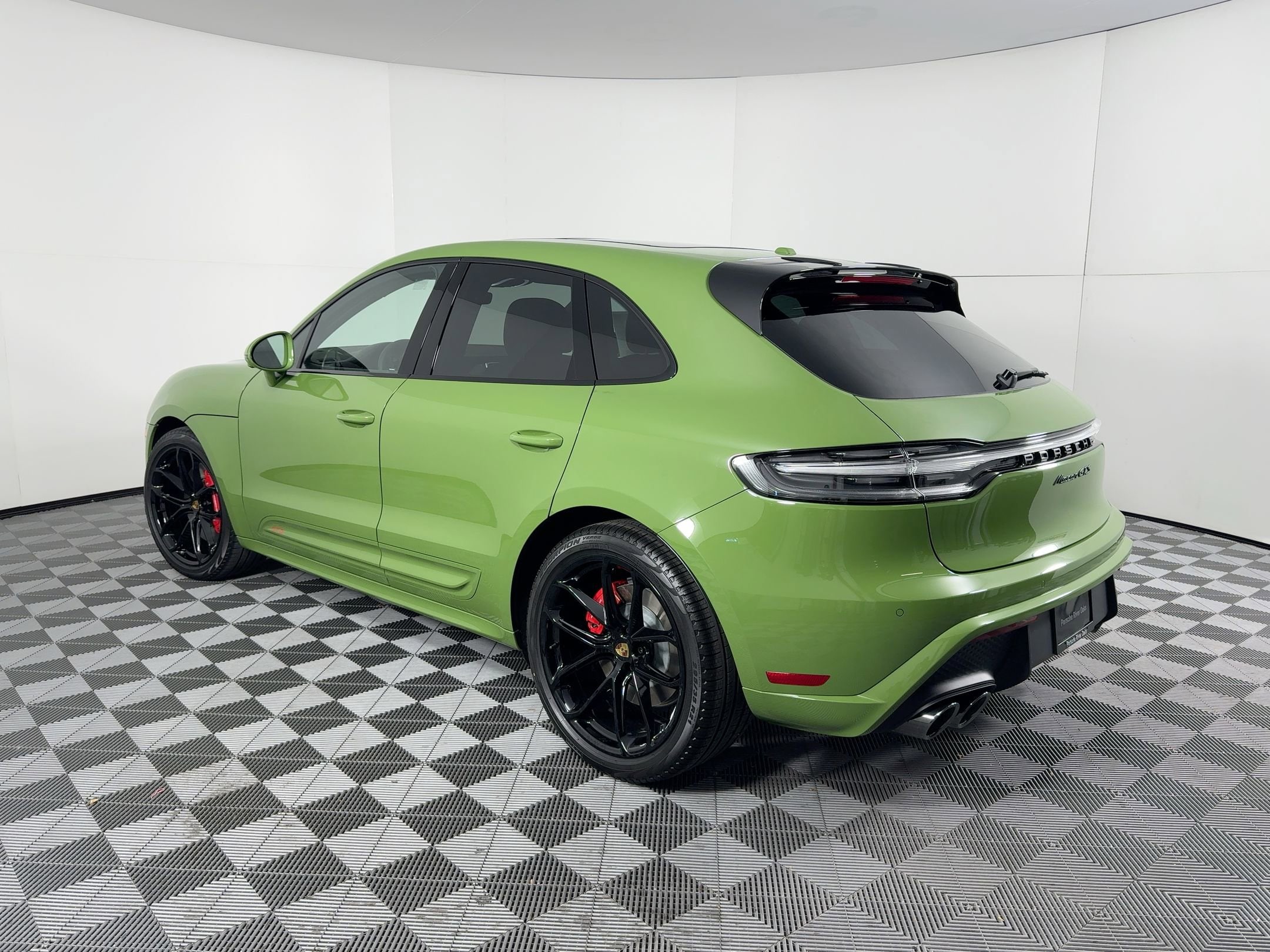 Macan GTS SUV