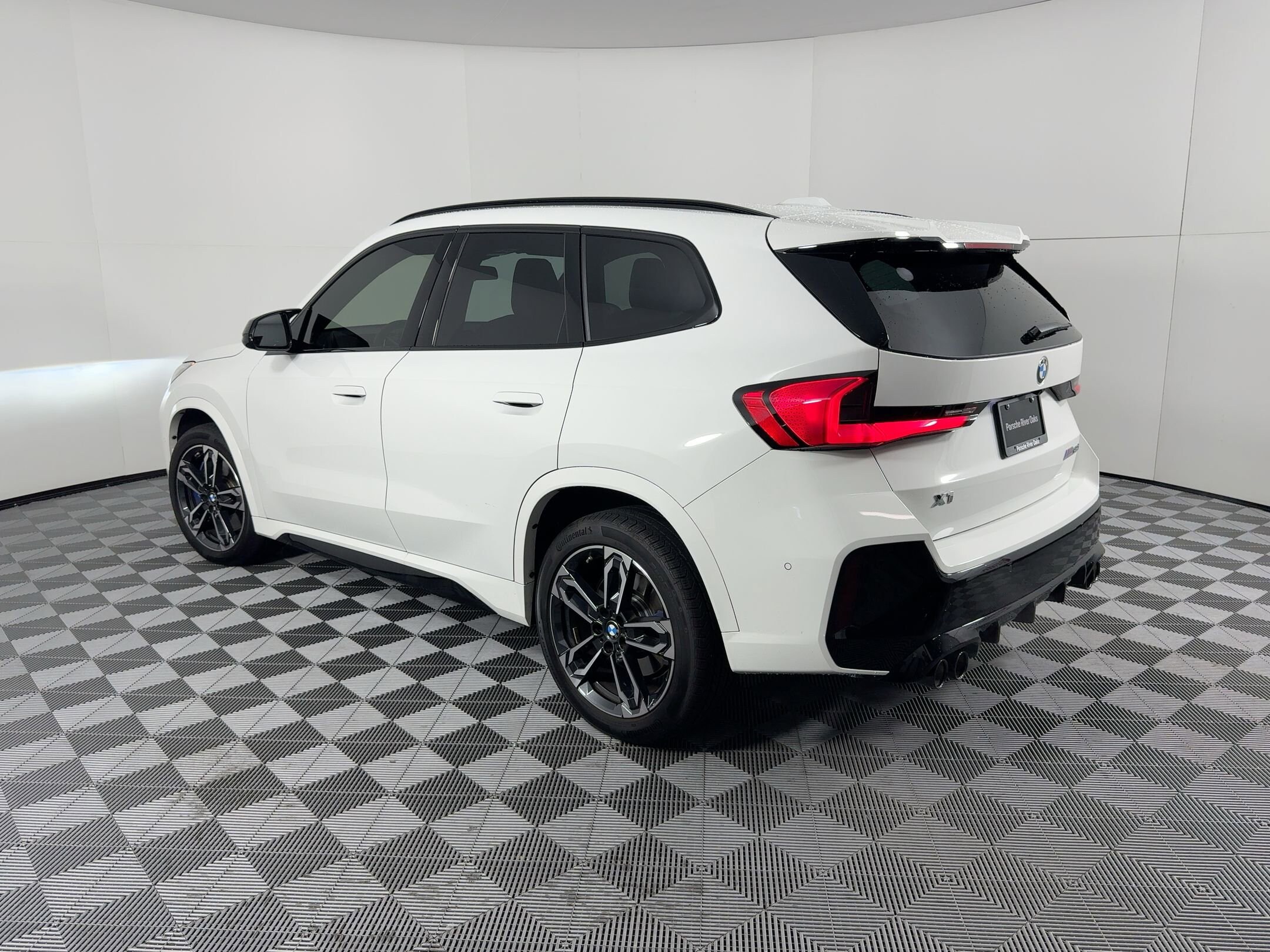 2024 Bmw X1 M35i photo 3