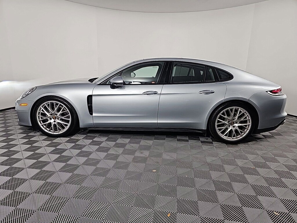 Certified 2023 Porsche Panamera Hatchback