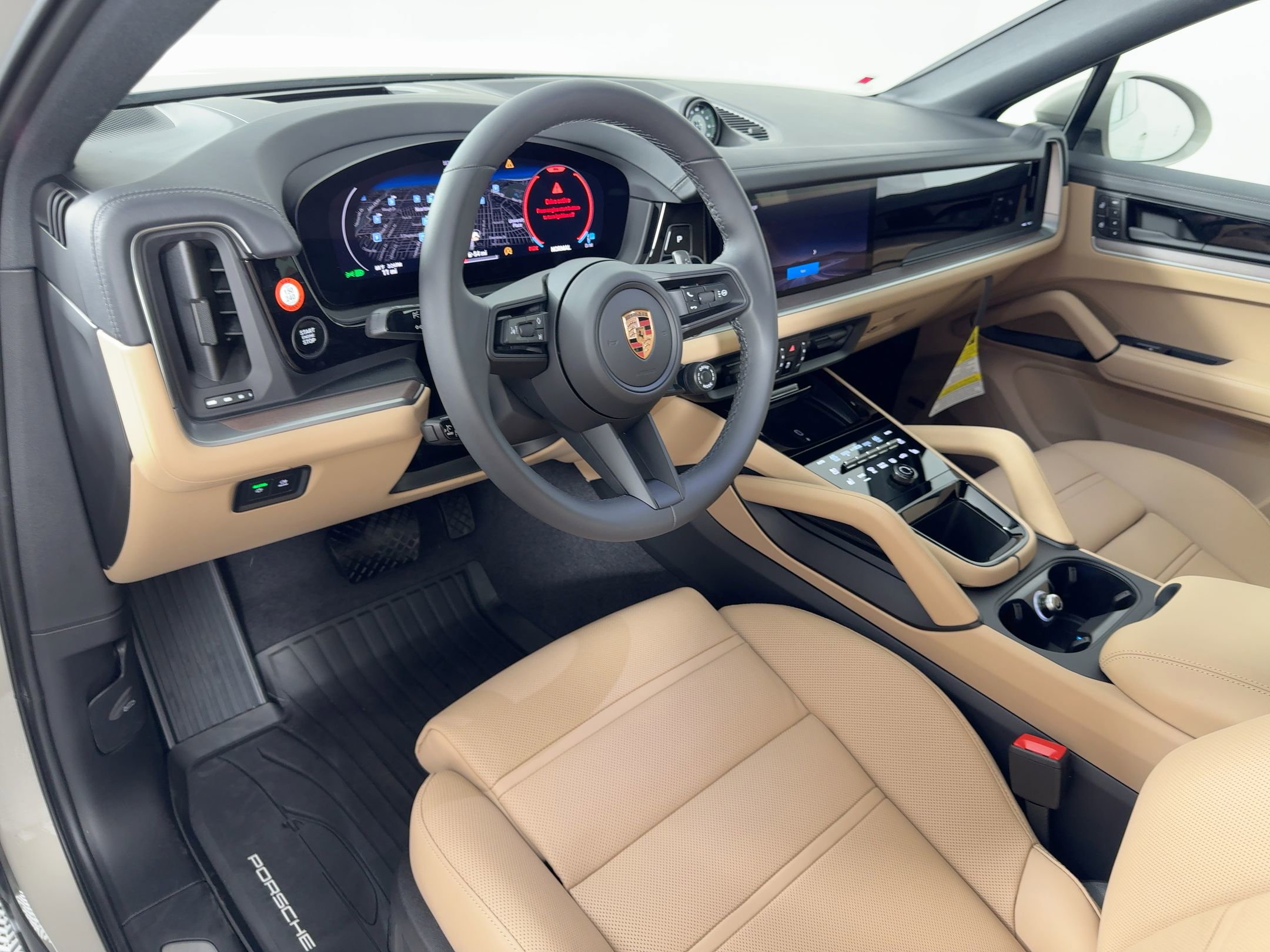2026 Porsche Cayenne Coupe photo 4