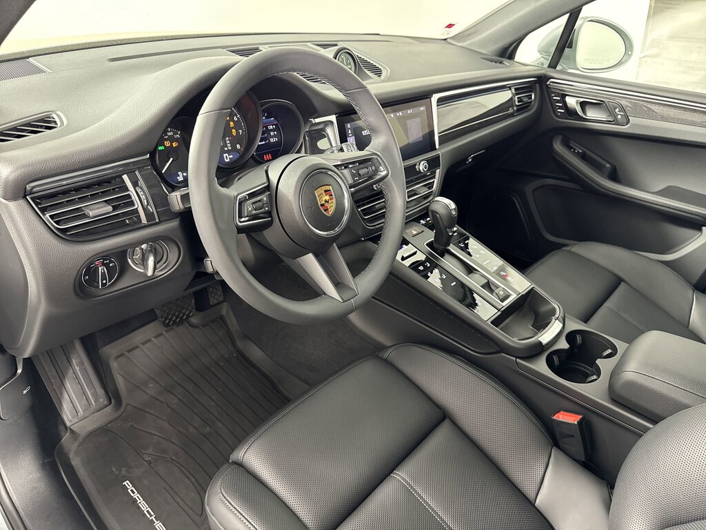 Certified 2025 Porsche Macan SUV