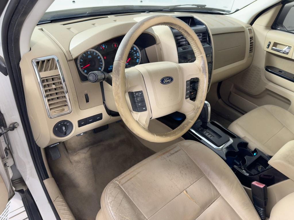 Used 2011 Ford Escape Limited SUV