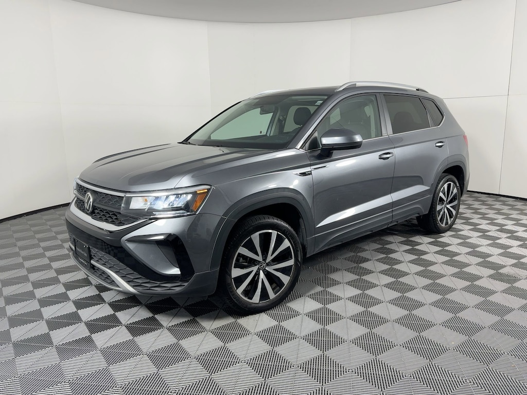 Used 2022 Volkswagen Taos SE SUV