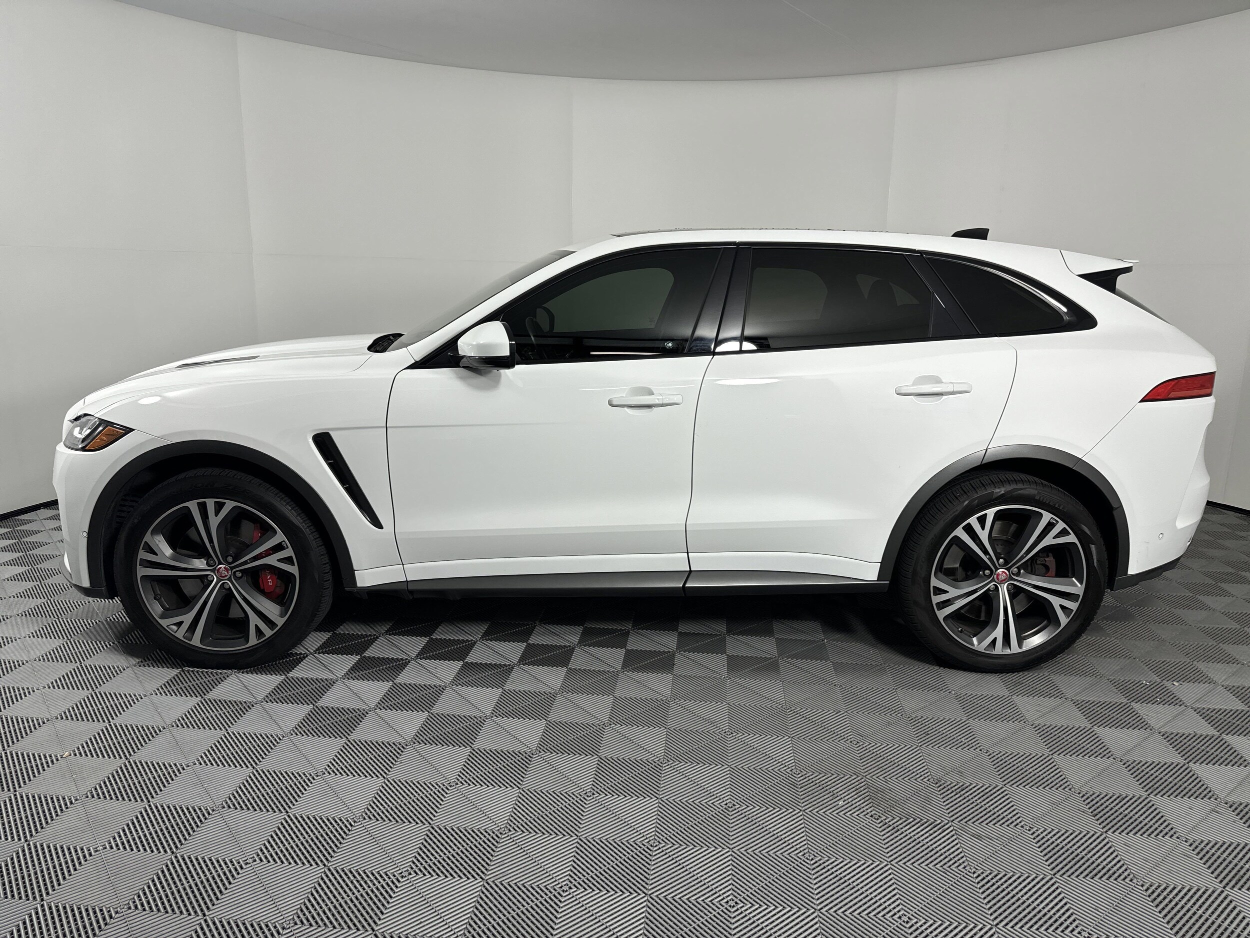 Used 2020 Jaguar F-Pace SVR with VIN SADCZ2EE8LA647512 for sale in Houston, TX
