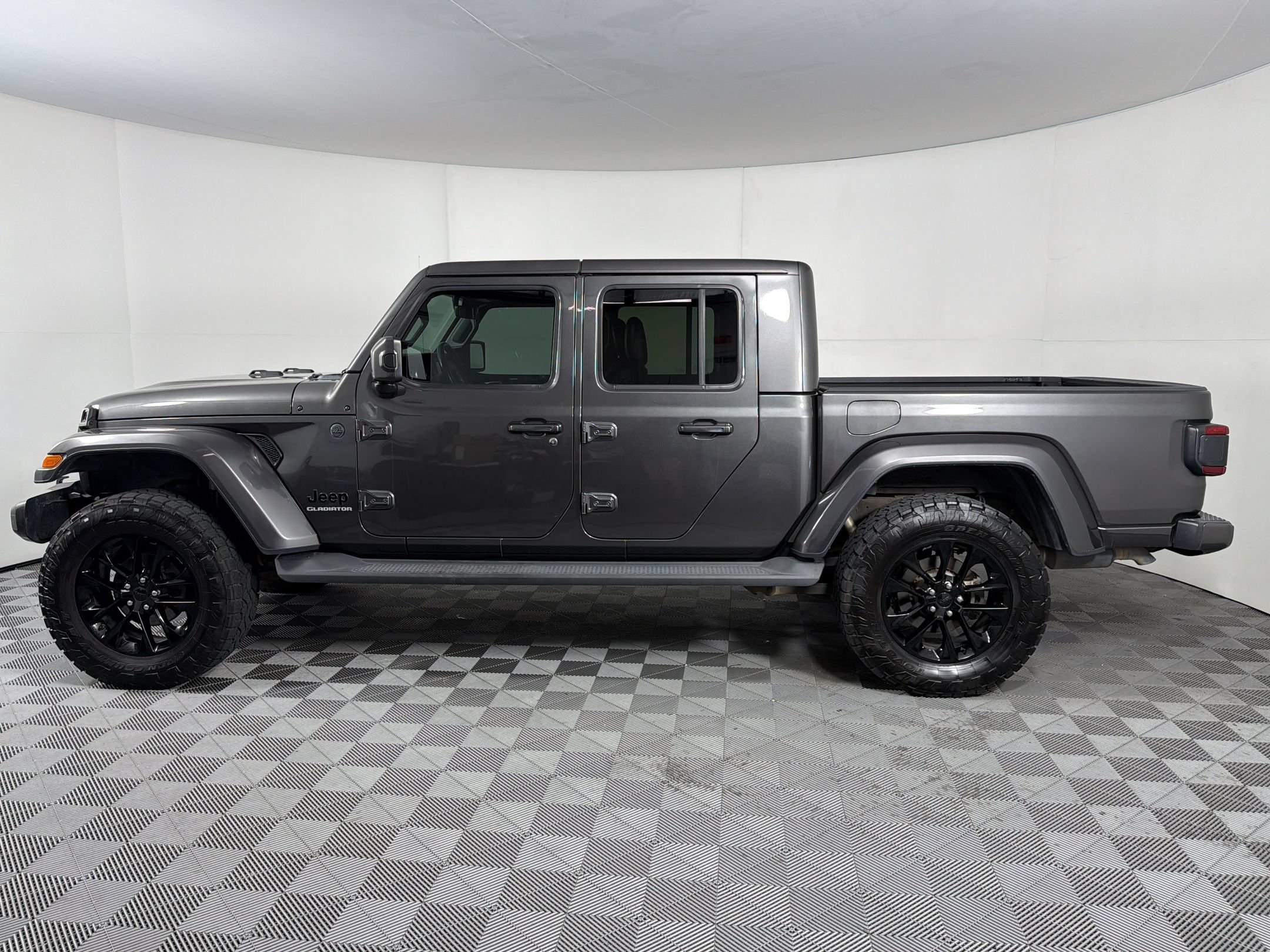 Gladiator High Altitude Truck Crew Cab