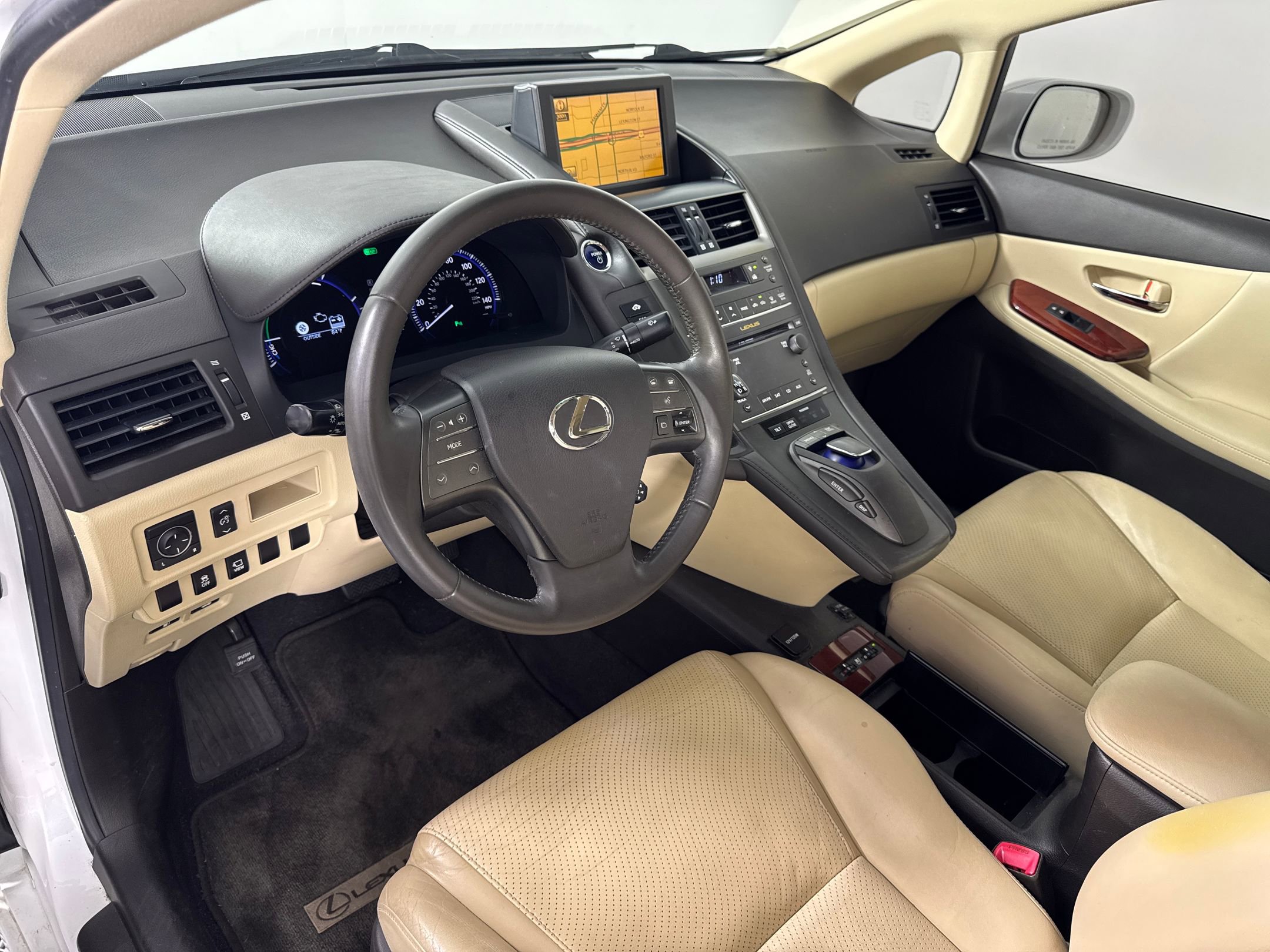 2010 Lexus HS 250h photo 4