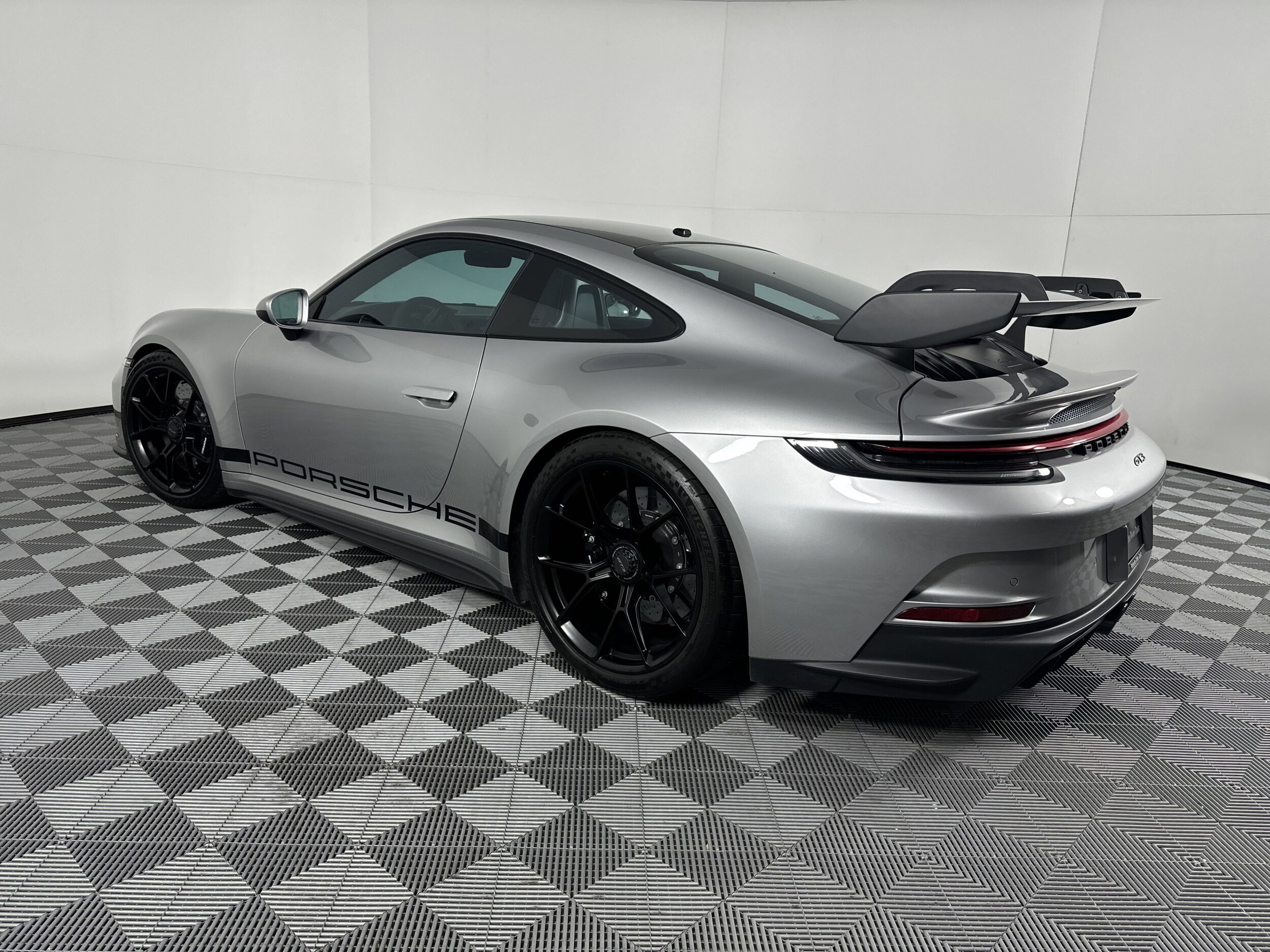 2022 Porsche 911 GT3 photo 3