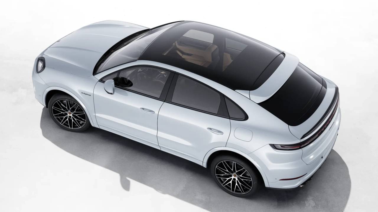 2026 Porsche Cayenne E-Hybrid Coupe photo 4