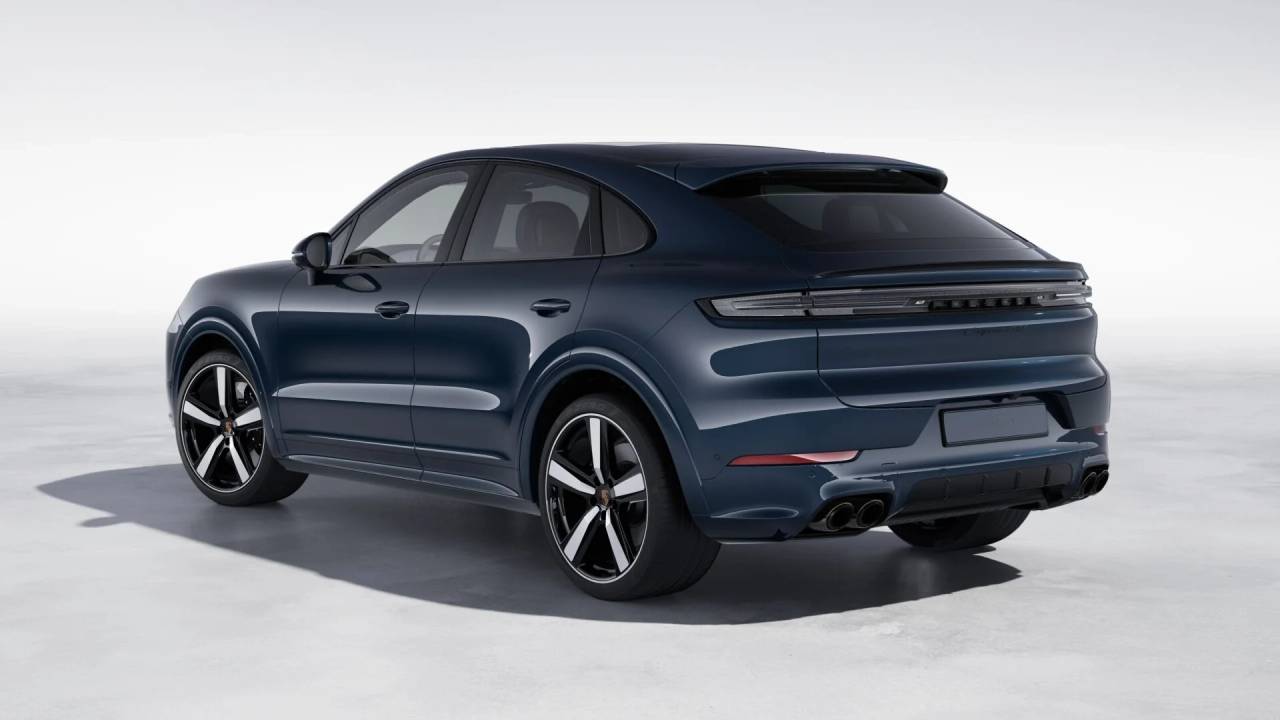2026 Porsche Cayenne Coupe GTS photo 3