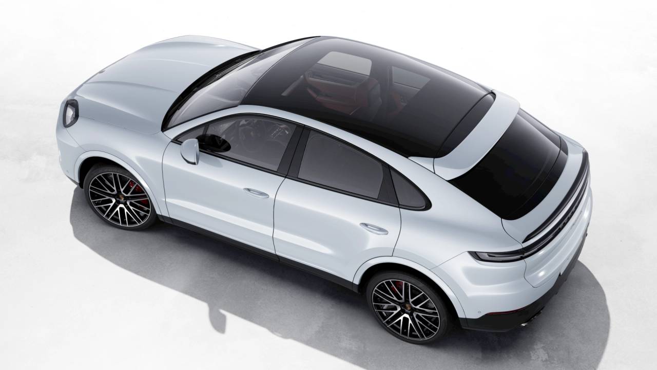 2026 Porsche Cayenne Coupe S photo 4