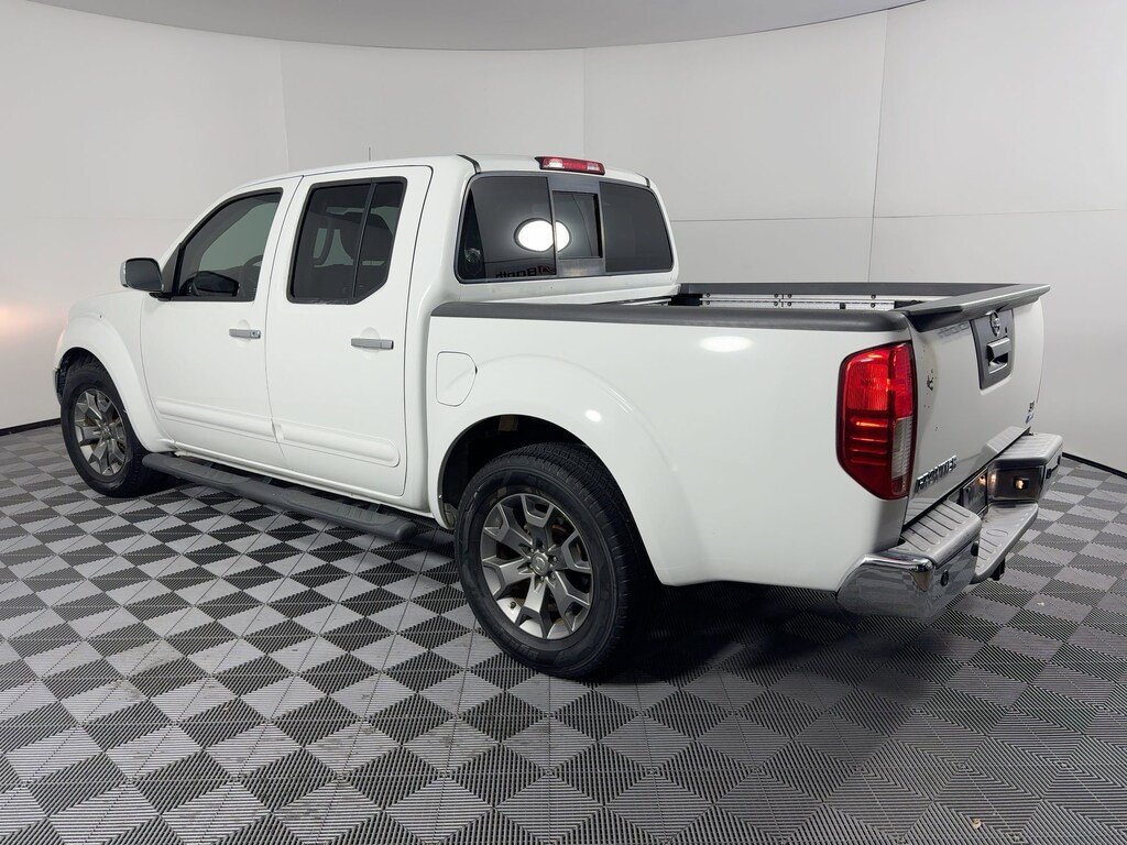 Used 2017 Nissan Frontier SL Truck Crew Cab
