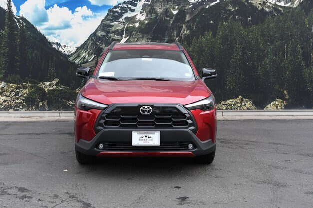 2026 Toyota Corolla Cross XLE photo 2