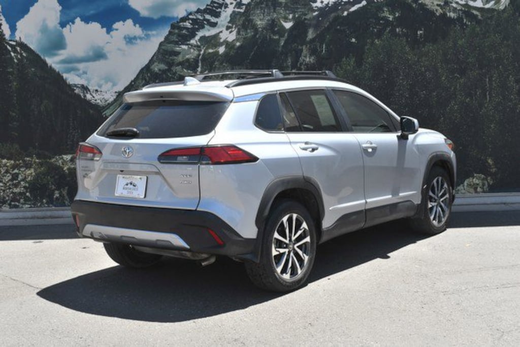 Certified 2024 Toyota Corolla Cross XLE SUV