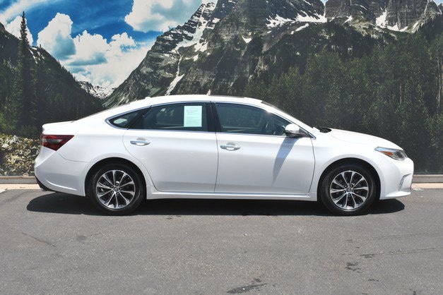 Avalon XLE Plus Sedan