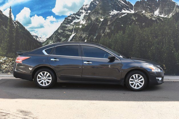 Used 2015 Nissan Altima S with VIN 1N4AL3AP6FC183605 for sale in Denver, CO