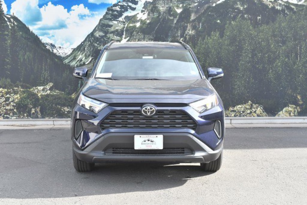 New 2025 Toyota RAV4 Hybrid XLE SUV