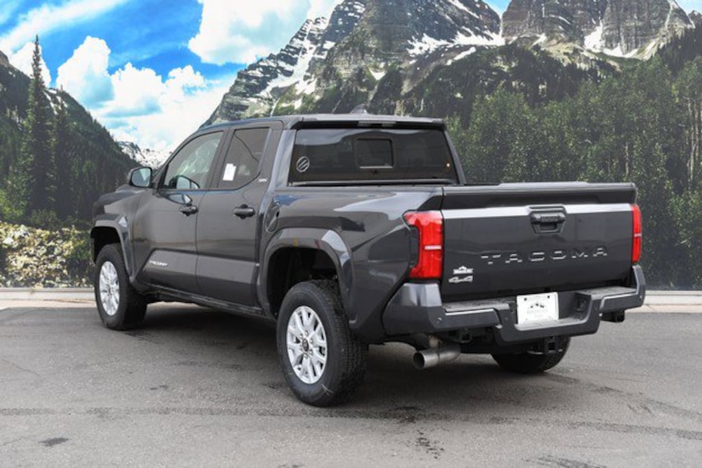 New 2025 Toyota Tacoma SR5 Truck Double Cab